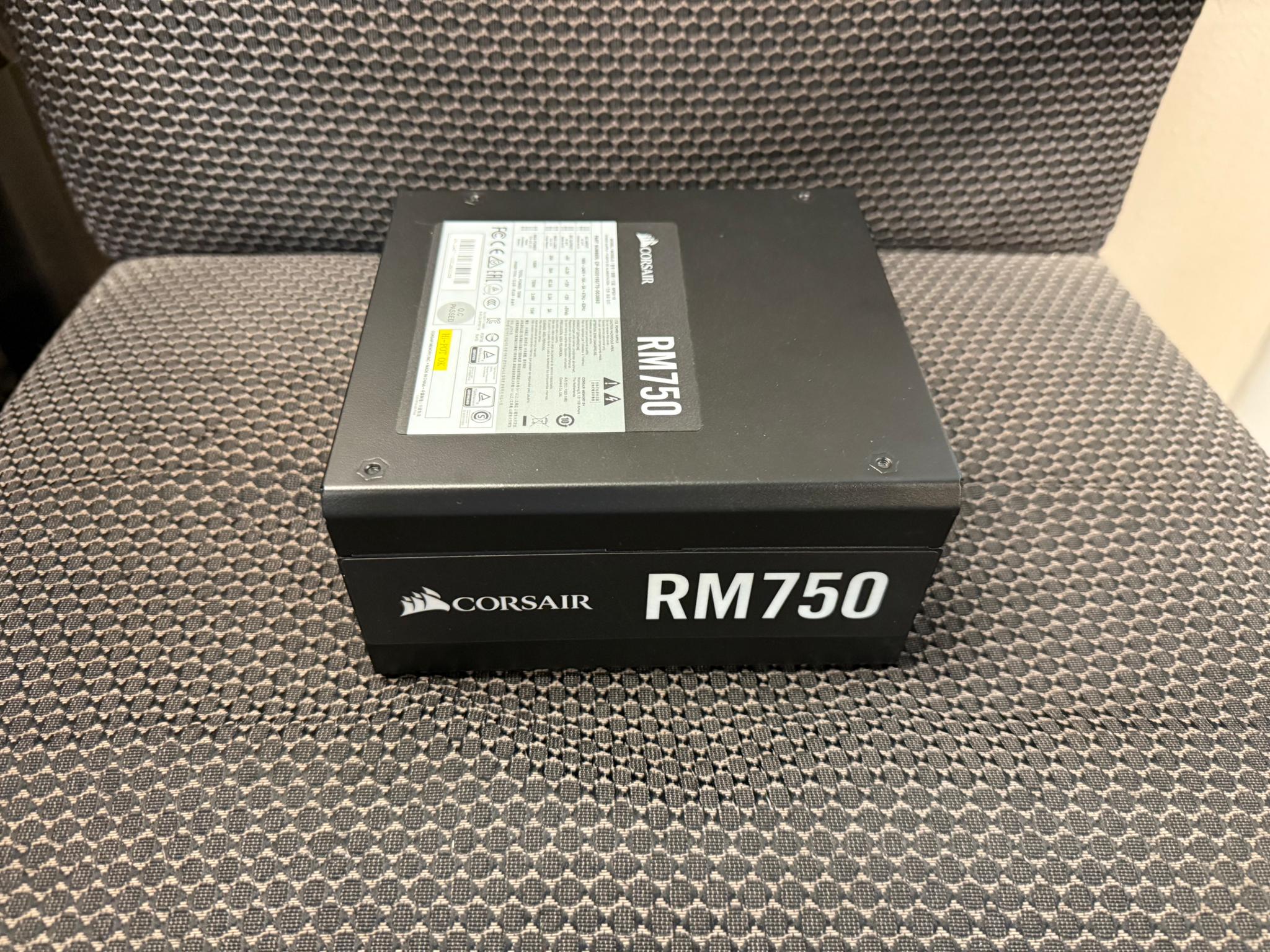 Used Corsair RM750 (CP-9020195)