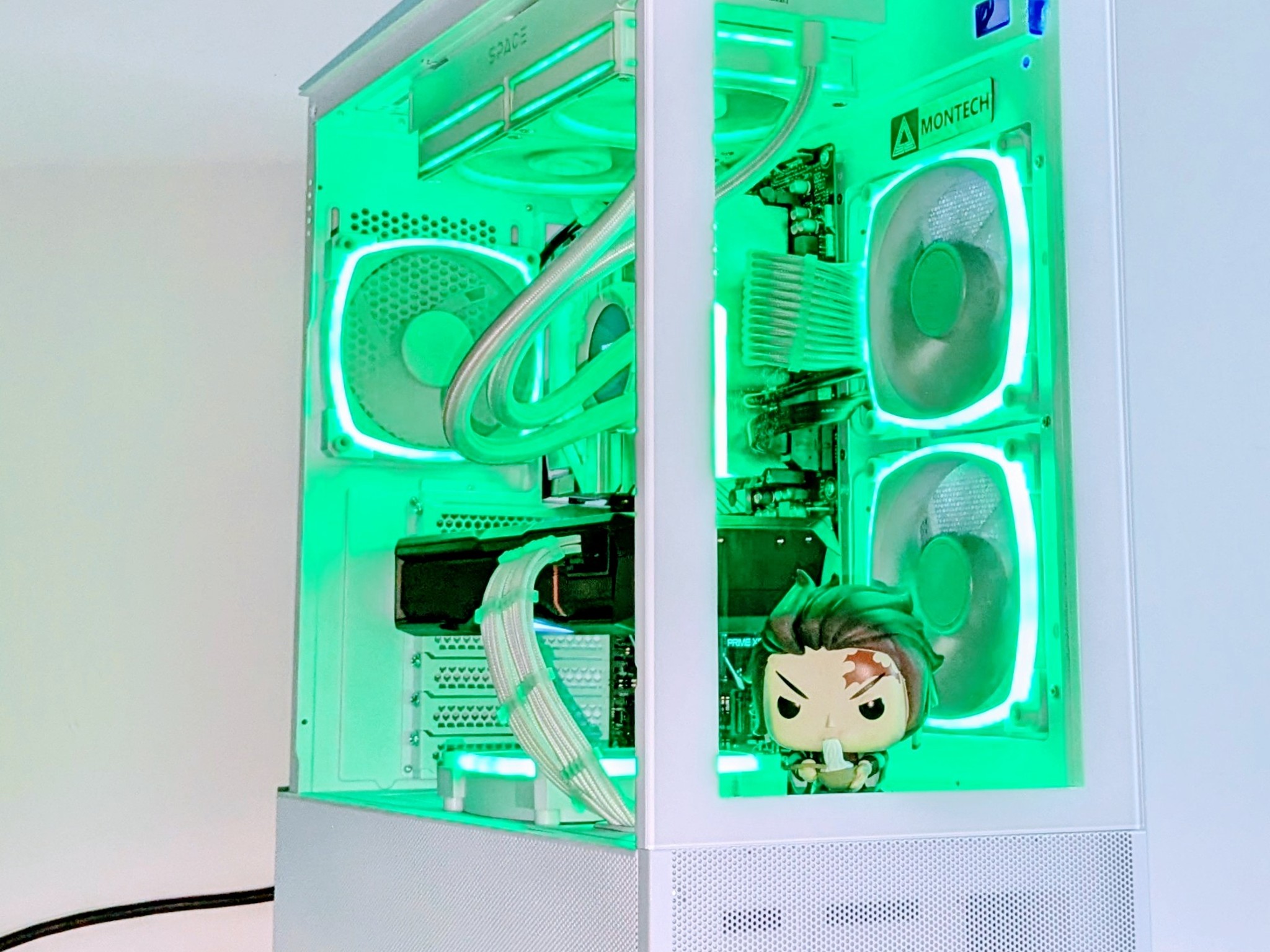 🔥Tanjiro Kamado "Infinity Castle" PC⚪️RX 7900XTX⚪️Ryzen 7 7700X⚪️2TB NVMe PCIE⚪️32GB DDR5⚪️1000W PSU