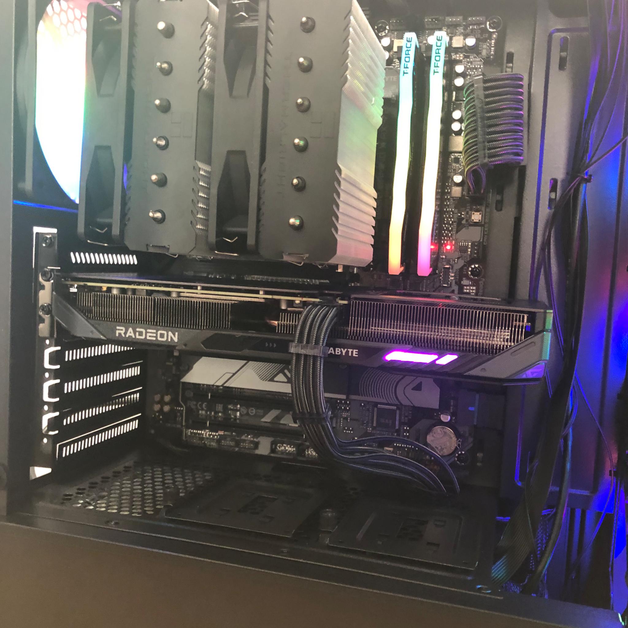 RGBEAST🌈7700X💥9060XT 16GB🌈NEW BUILD!