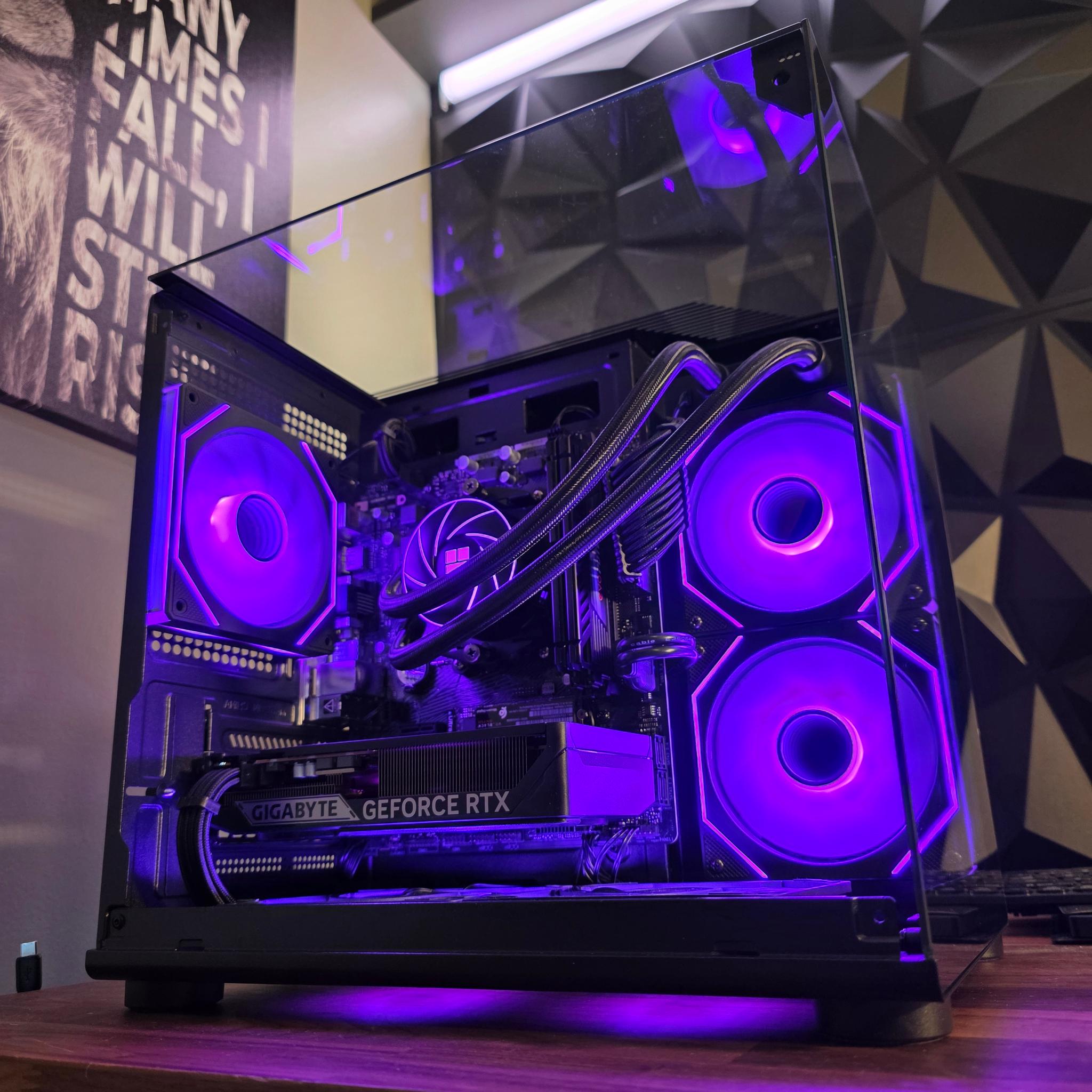 RTX 5060 + RYZEN 5 5600X PC