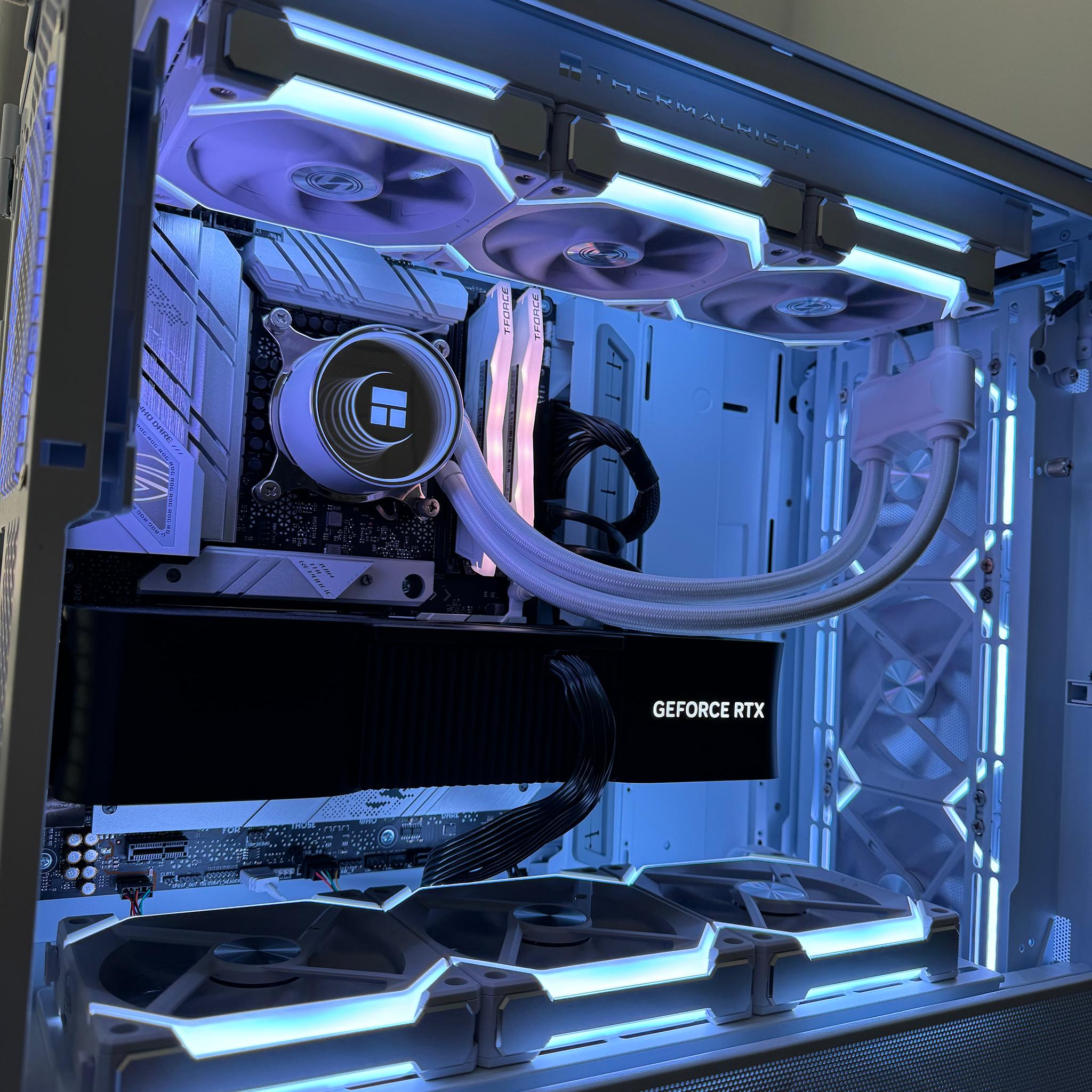 RTX 4080 SUPER | Intel i7 14700F | 32GB DDR5 | ❄️ Snow Storm ❄️| FRESHLY BUILT