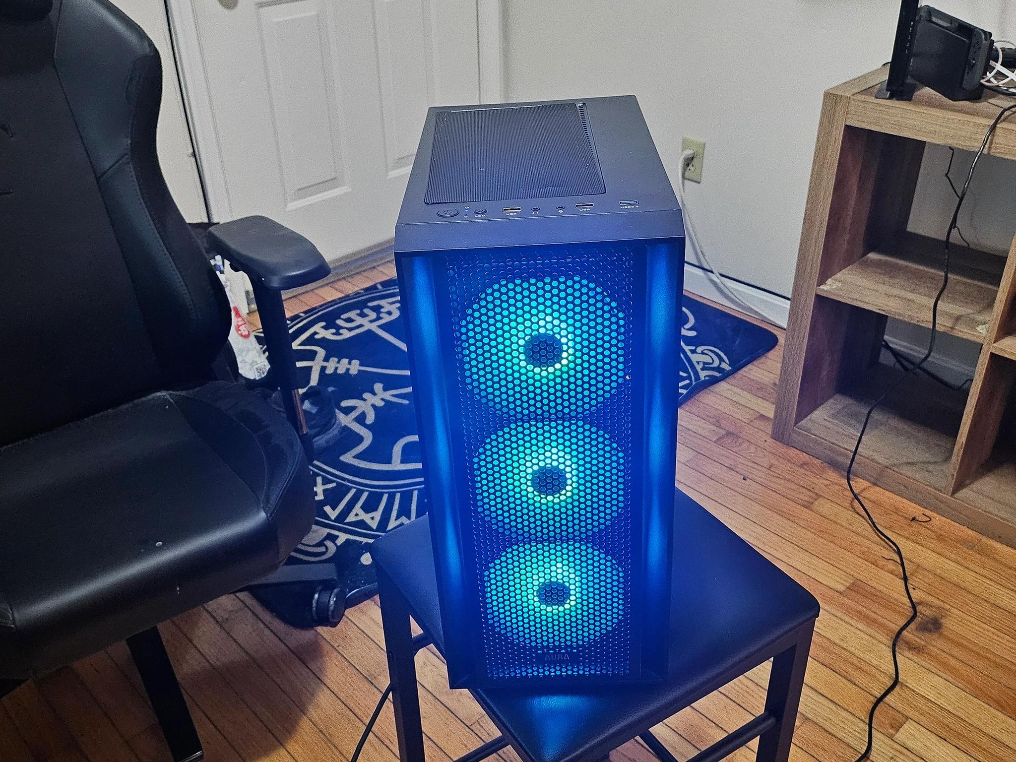 Like new! 5600x, 3060ti Founders edition!, 32gbs ram.