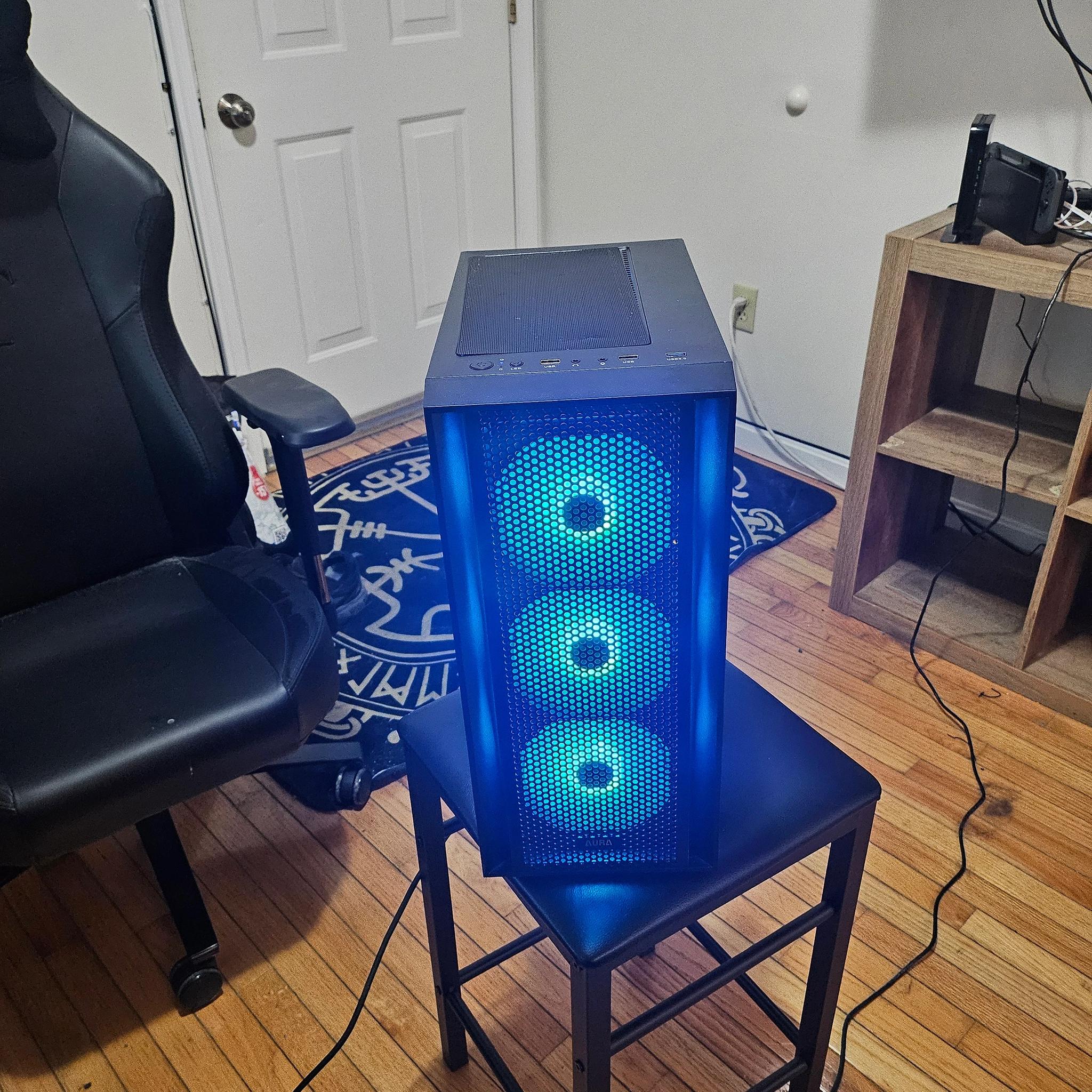 Like new! 5600x, 3060ti Founders edition!, 32gbs ram.