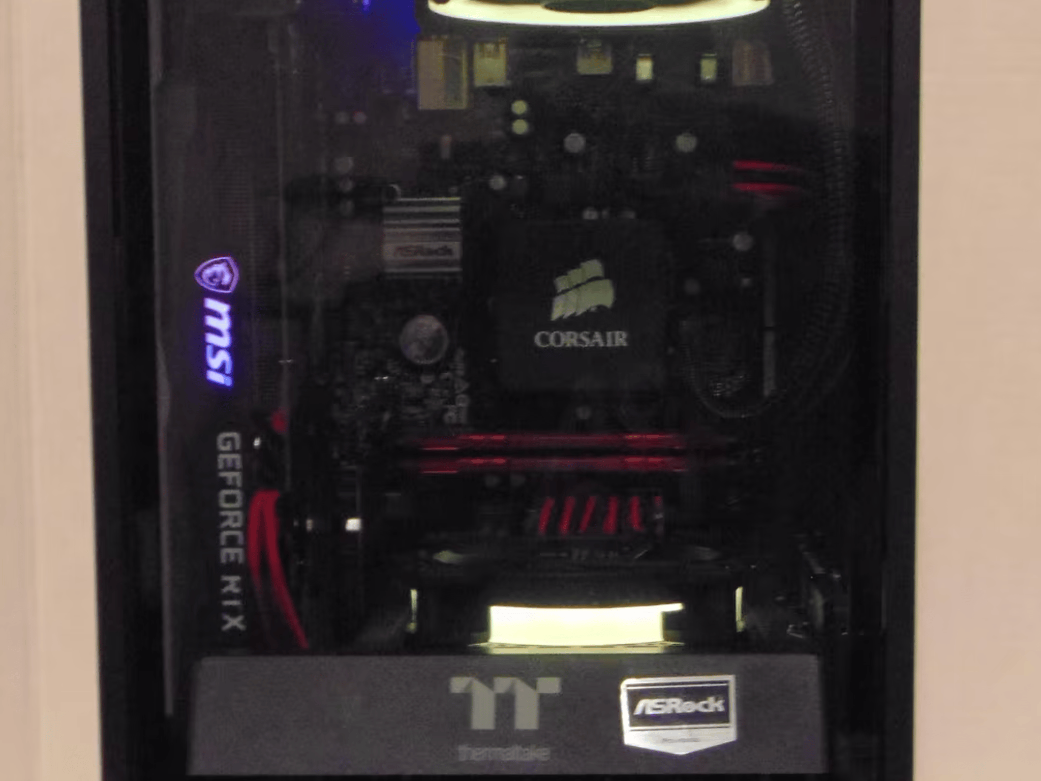 i7 8700 (RTX3050 8GB) 16GB DDR 4 256SSD 1TB Wifi WaterCooled RGB ThermalTake Tower 100