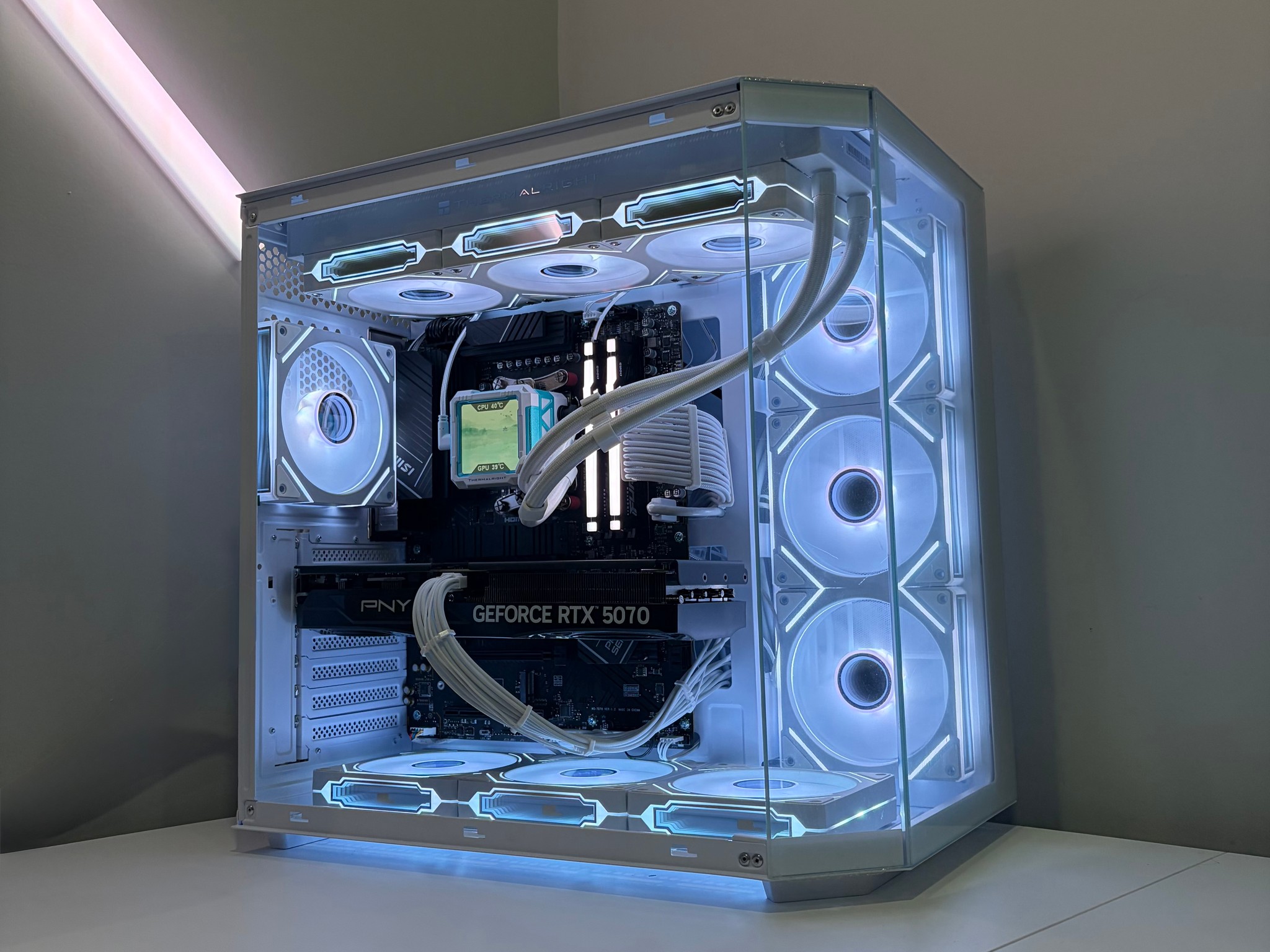 RTX 5070 | Ryzen 7 7700 | 32GB DDR5 RAM | Gaming PC