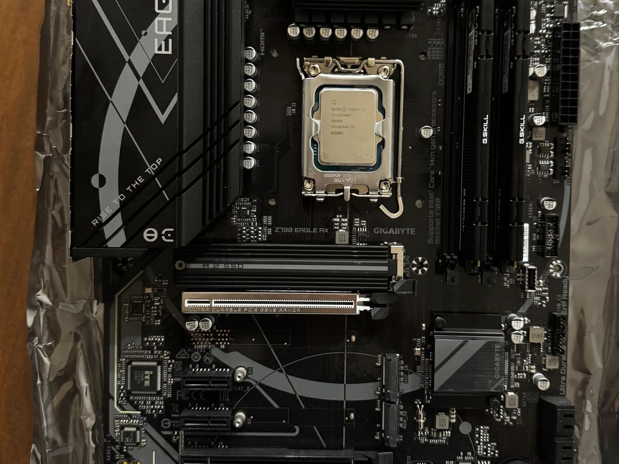 Gigabyte Z790 Eagle AX ATX Motherboard with Intel i7 13700KF and 32GB DDR5 6000mt/s RAM