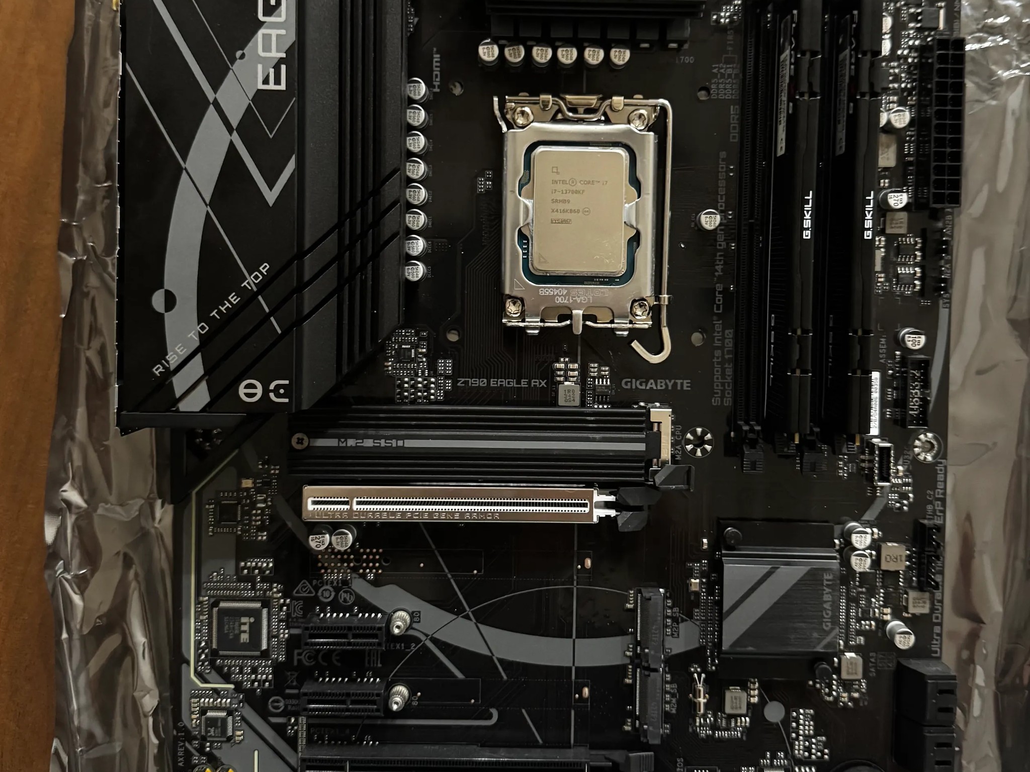 Gigabyte Z790 Eagle AX ATX Motherboard with Intel i7 13700KF and 32GB DDR5 6000mt/s RAM