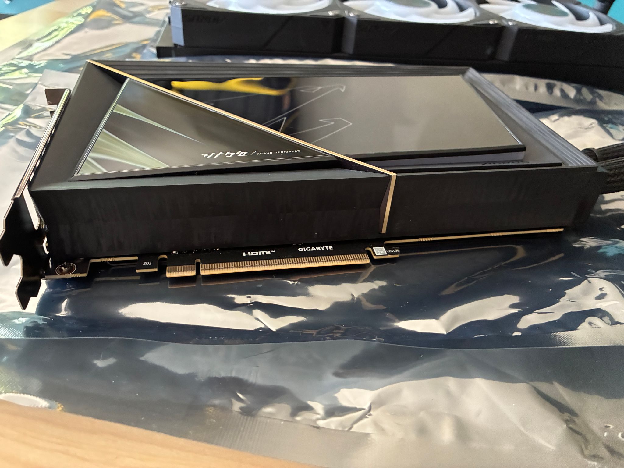 AORUS GeForce RTX™ 5090 XTREME WATERFORCE 32G GV-N5090AORUSX W-32GD