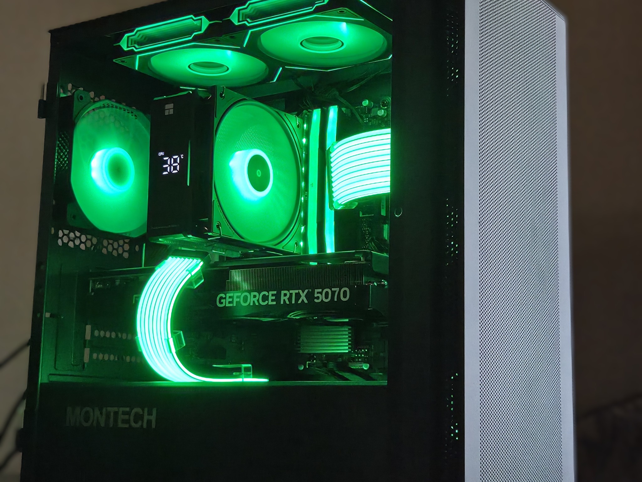 *SPRING BREAK SALE! THRU 3/20* Bay Breeze!🌊– 9600x/5070/32GB/1TB