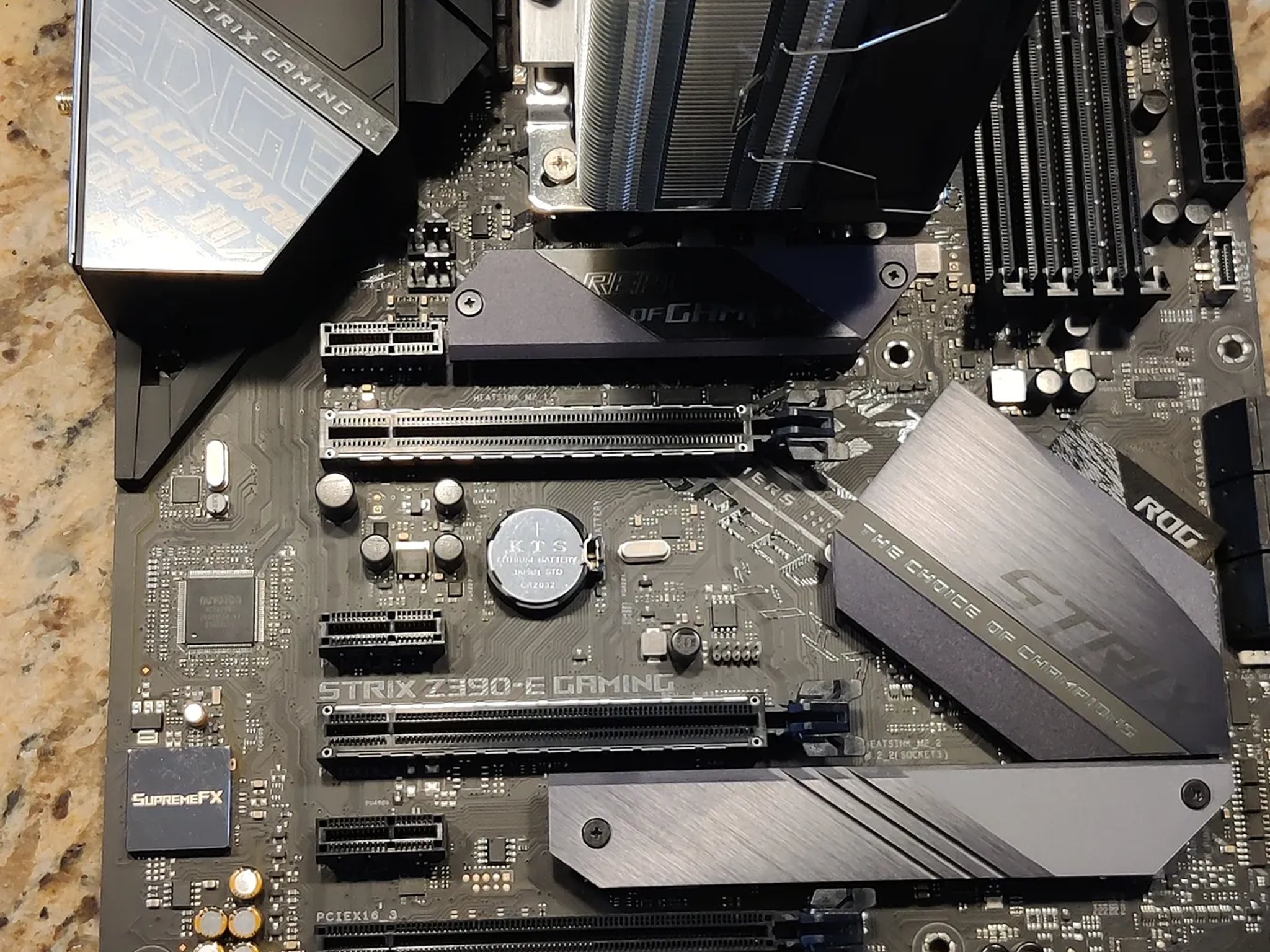 Asus Strix Z390 w/I7 9700k