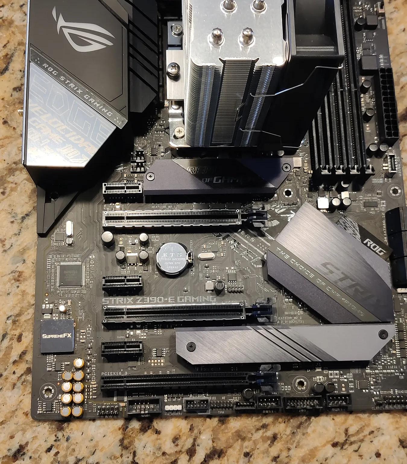 Asus Strix Z390 w/I7 9700k