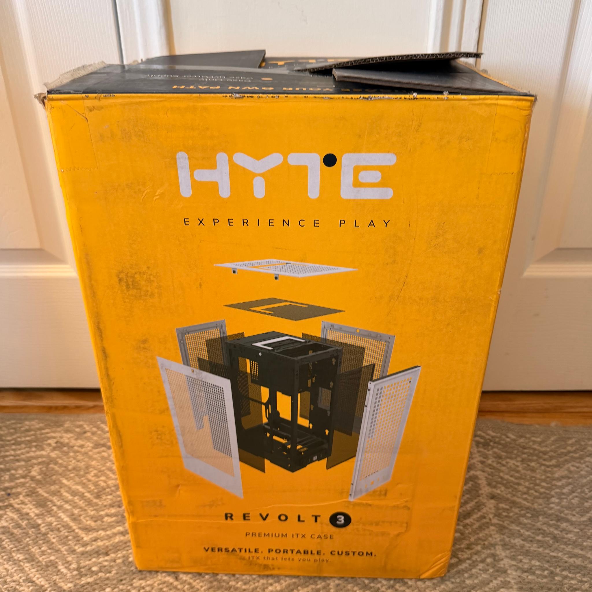 HYTE Revolt 3 ITX Case + 700W PSU + Wavlink WiFi 6 Adapter