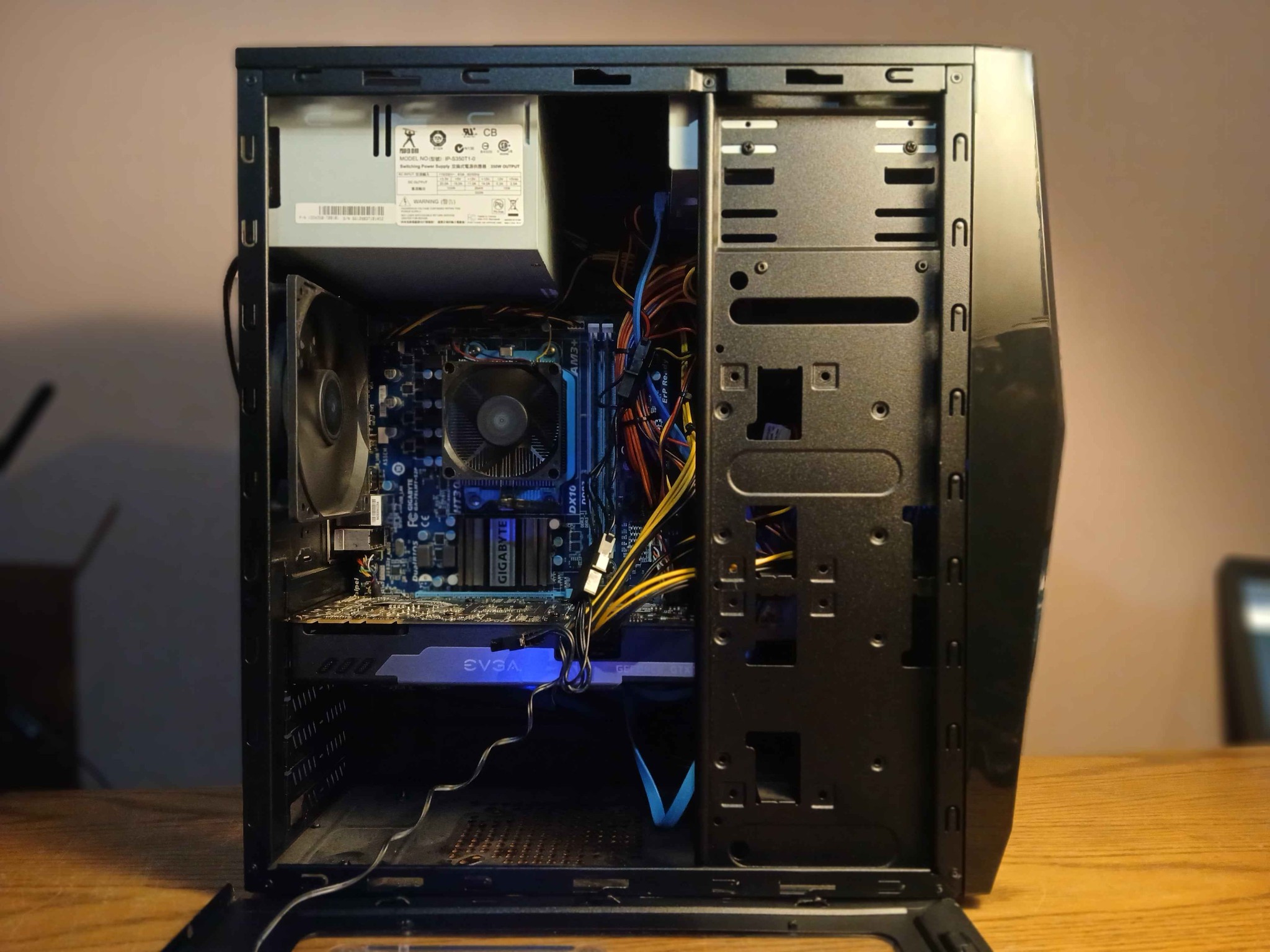 760 | FX-6300 | 12gb RAM | 256gb SSD | Cybertron upgraded prebuilt