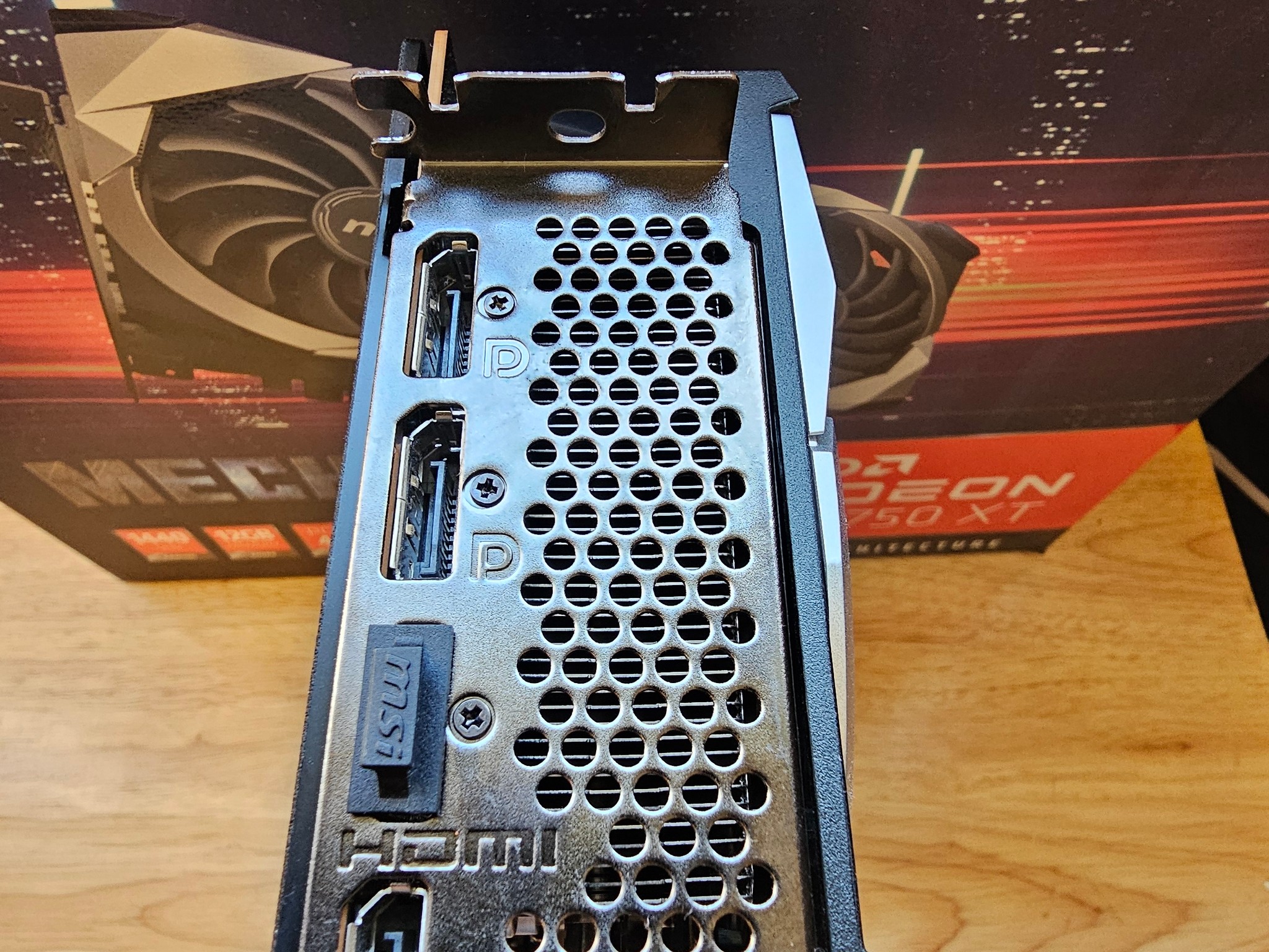 MSI MECH 2X OC Radeon RX 6750 XT