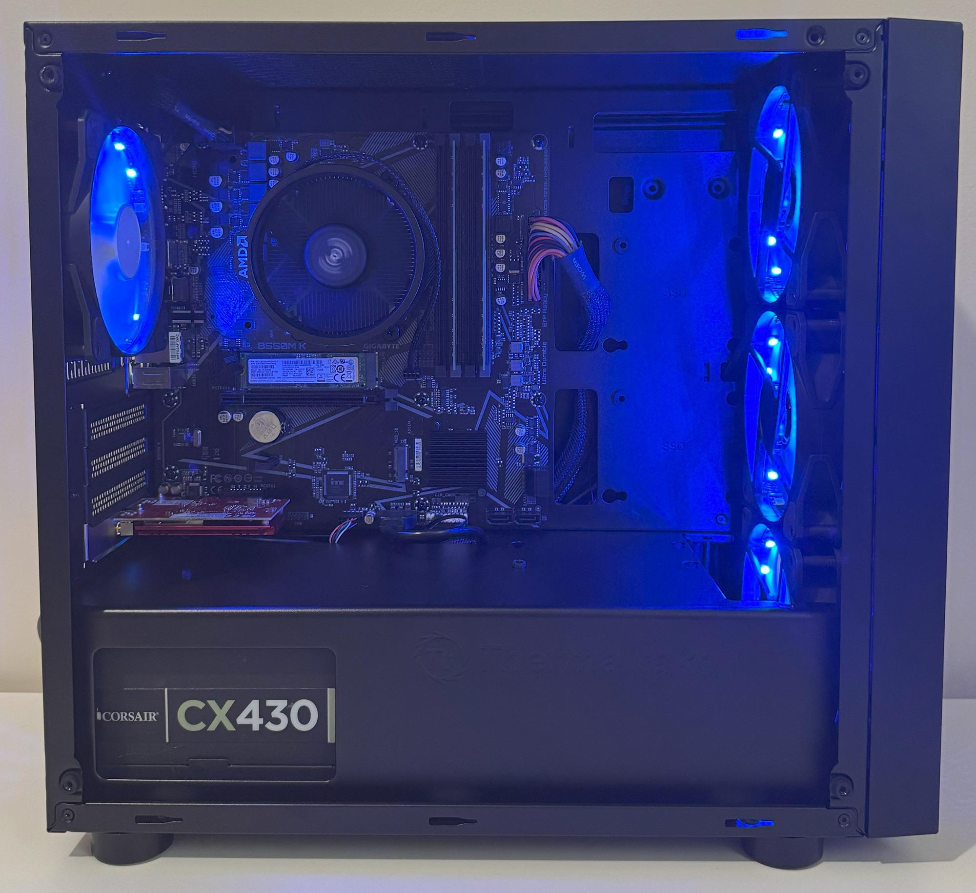AMD Ryzen 5 5600GT Gaming PC Radeon Vega 7 Graphics GIGABYTE B550M K B550 Thermaltake Versa H18 Case