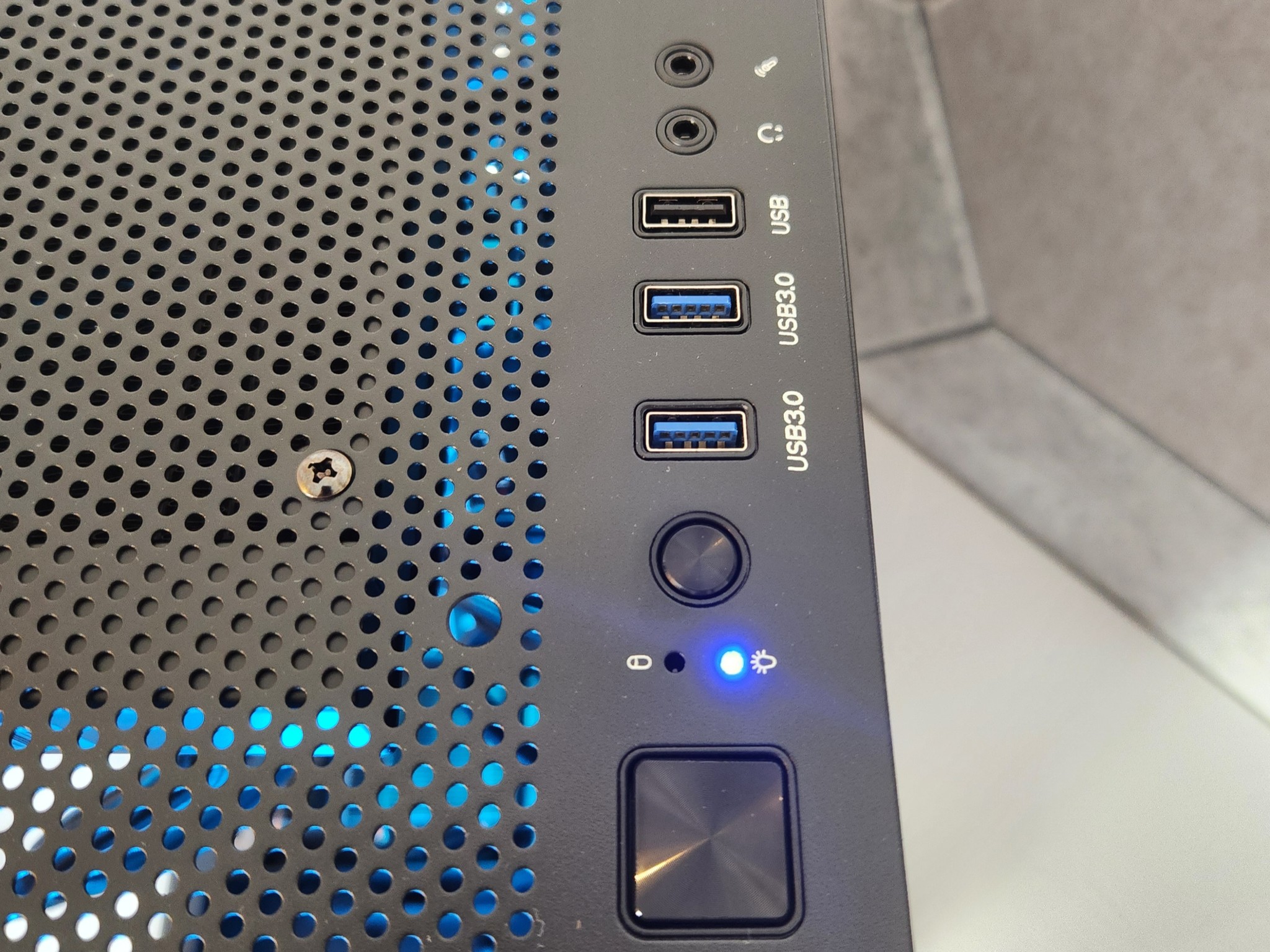 🎮1440P Gaming PC | RX 6700 XT 12GB | Ryzen 7 5700X 8 CORES | 32GB RAM | 1TB NVMe SSD | Free Shipping