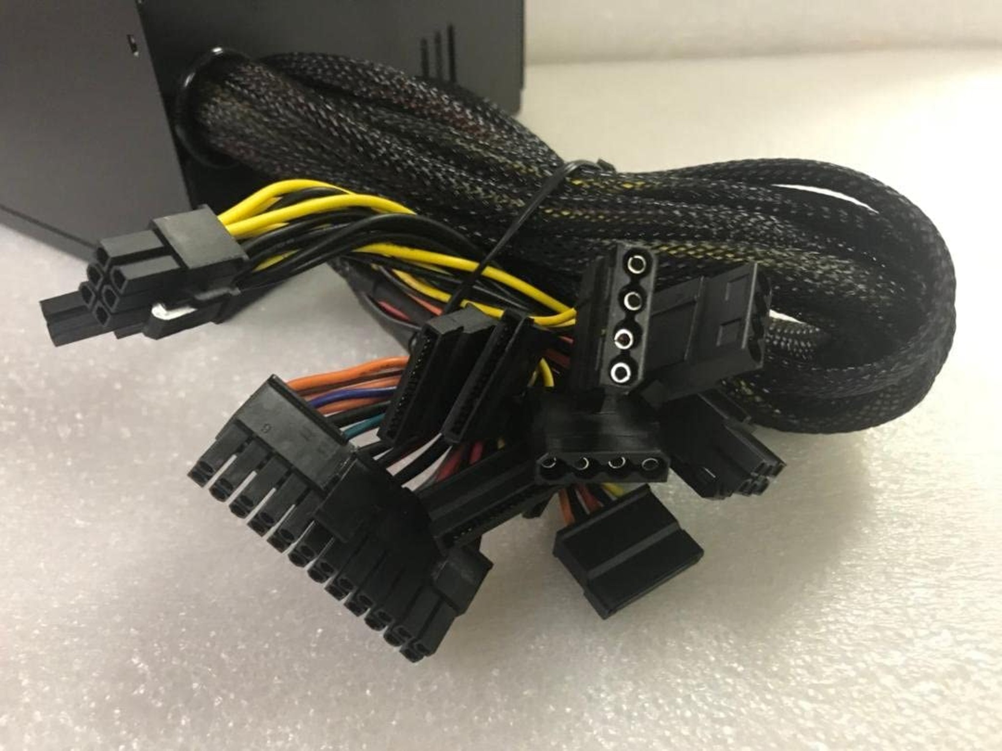 KDMPOWER MIPC 1075W Power Supply, Black (MI-X81075C)