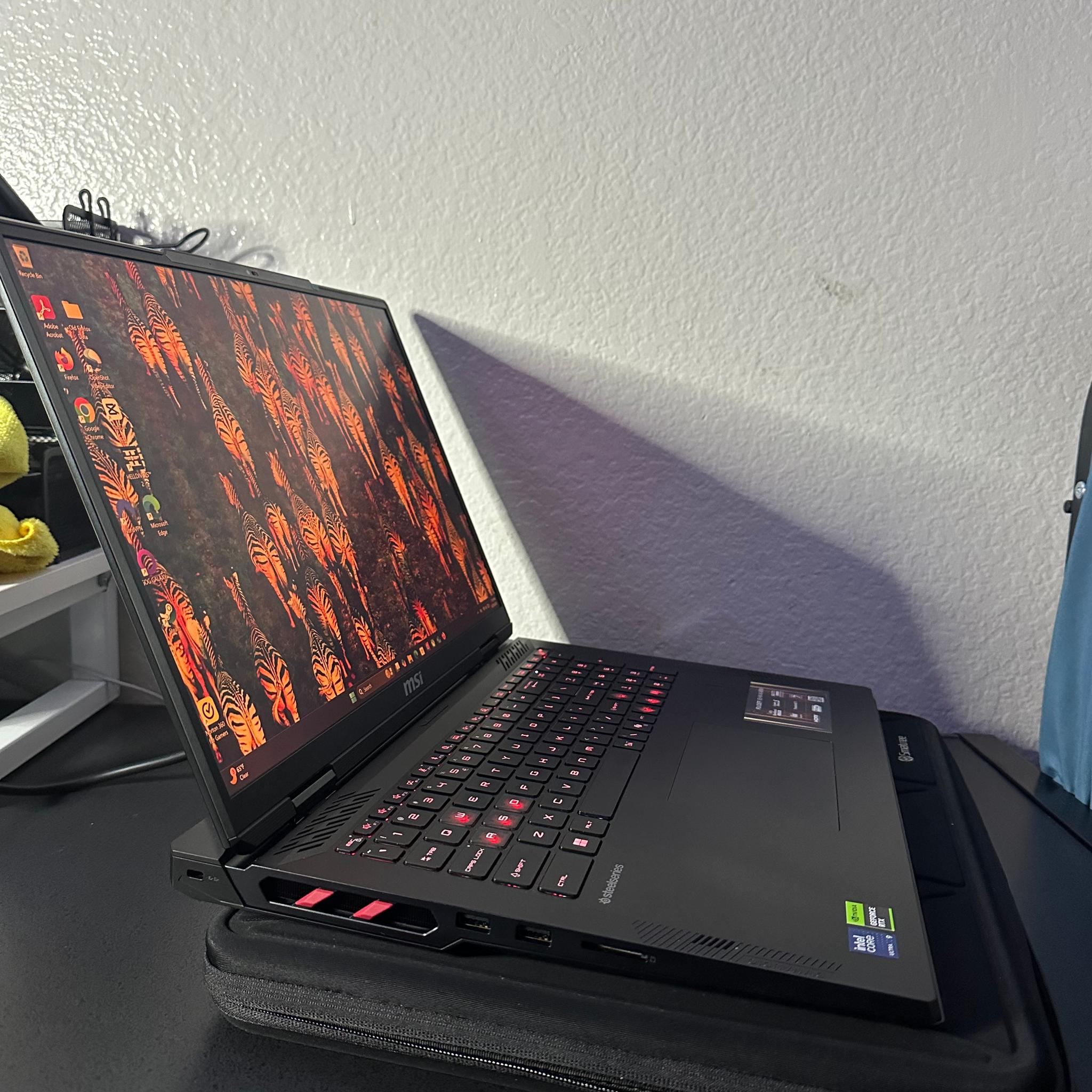 MSI RAIDER 18 HX AI GAMING LAPTOP