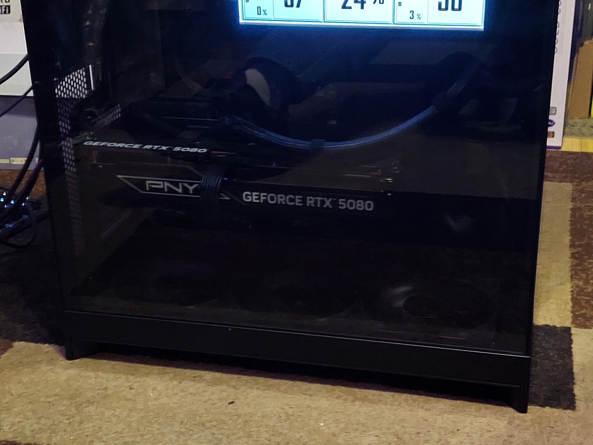 Ryzen 9850X3D/RTX 5080 Stealth NZXT H9 Flow