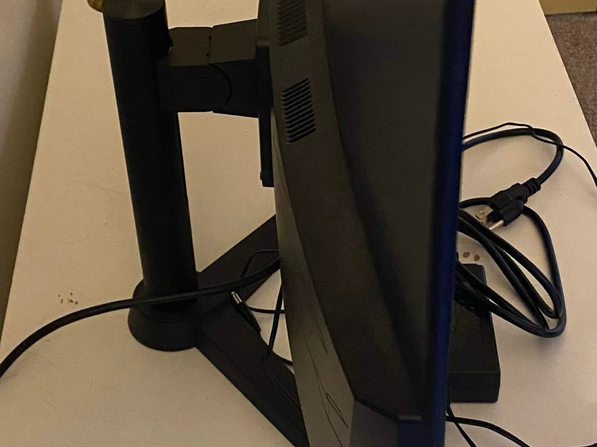 32" 1440p Curved Gaming Monitor