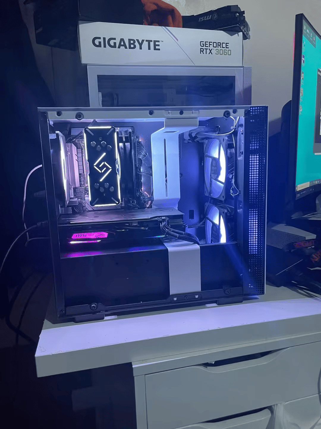 Budget Starting/Mid Level Gaming PC ( Ryzen 3 + GTX 1660)