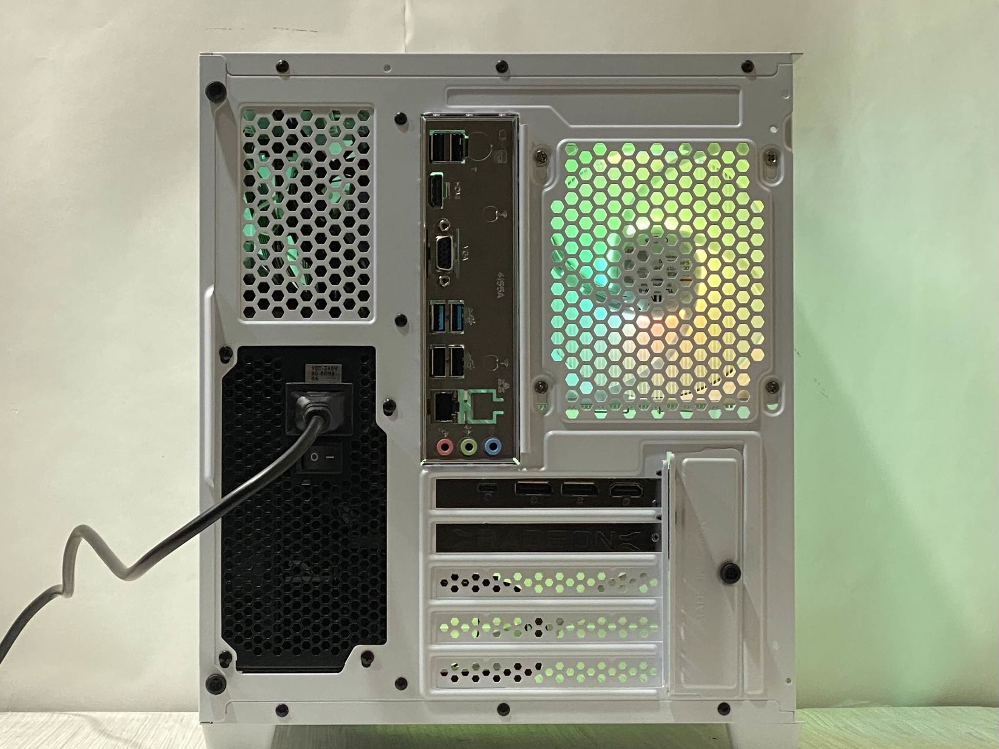 RX 6800, Ryzen 5 5600, 16GB DDR4, 1TB NVMe SSD, WiFi - Gaming PC