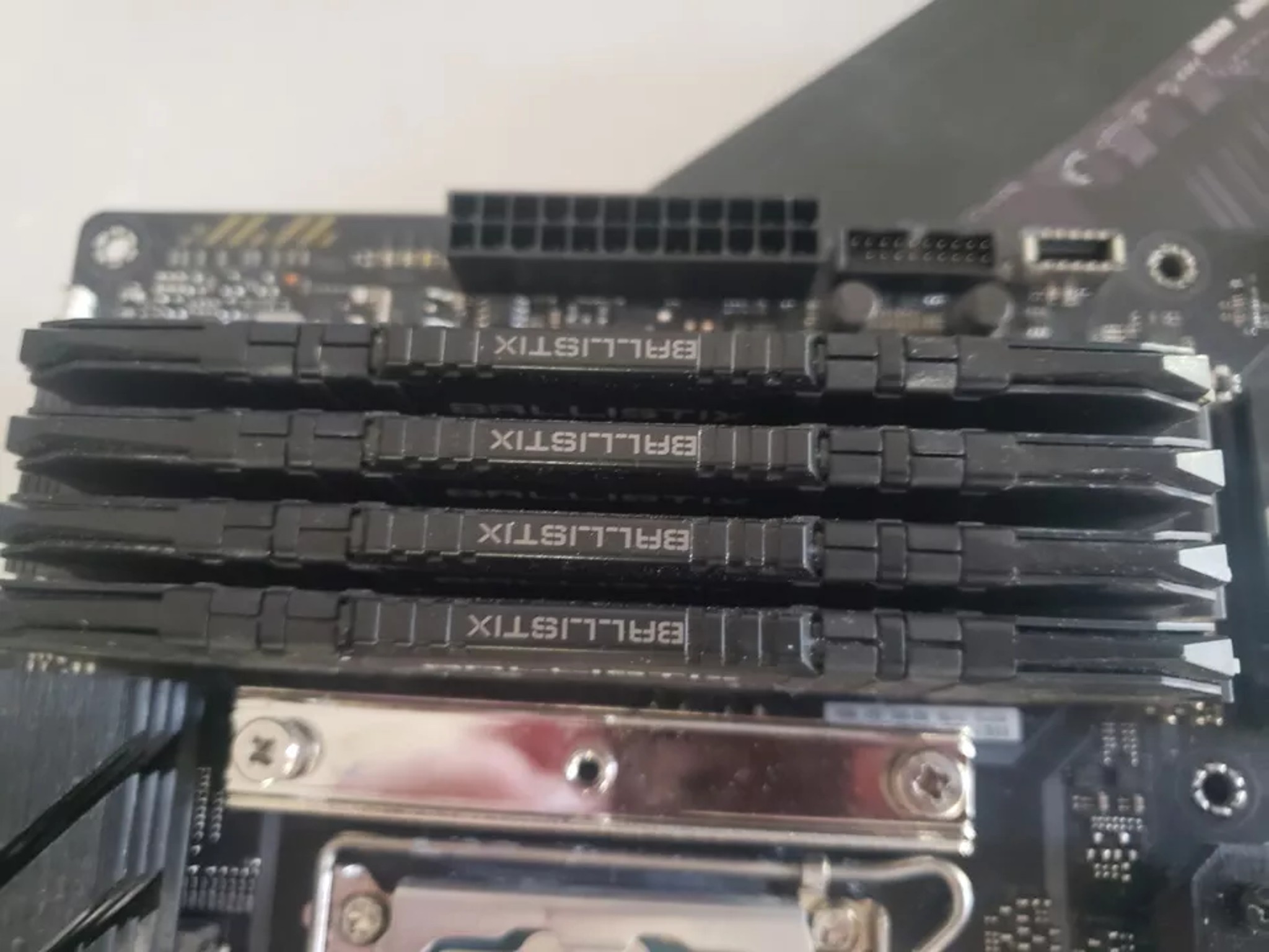 I7 12700k processor with 32GB DDR4 Tuf H670 Board And More Bundle