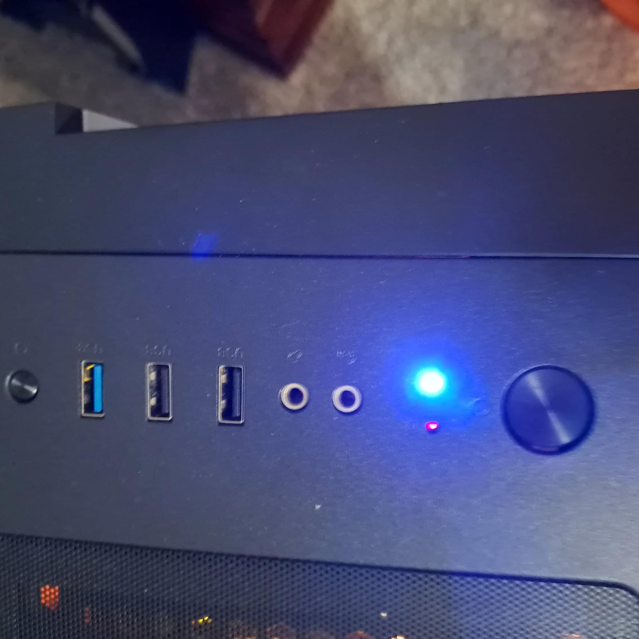 Ryzen 7 3700X - 32GB RAM - 1TB NVMe SSD