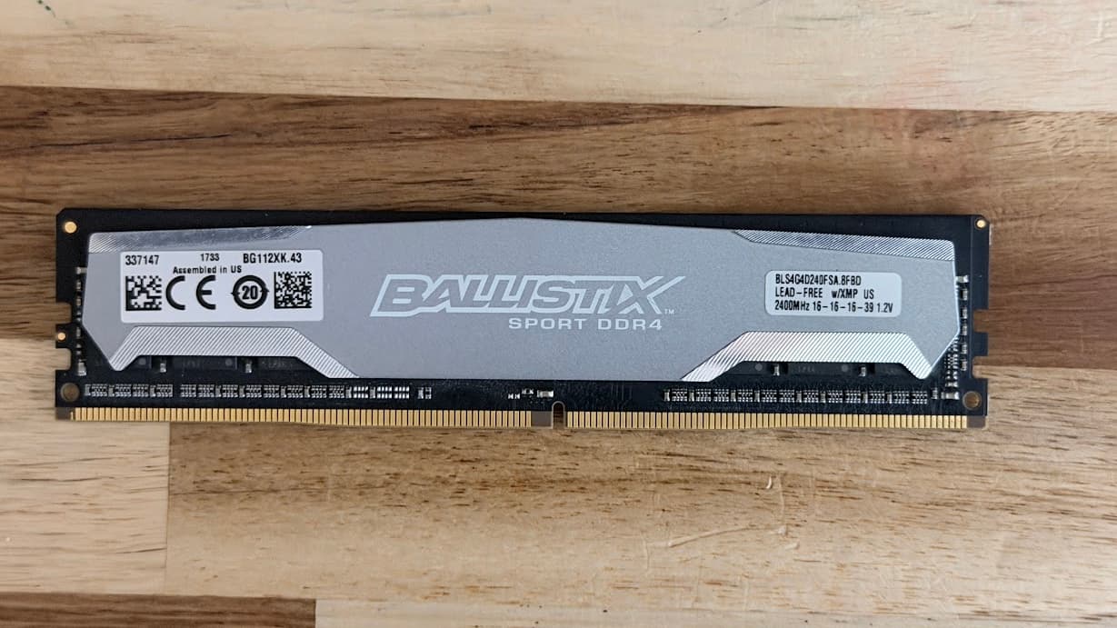 Crucial Ballistix Sport 4GB PC4-19200 DDR4-2400MHz
