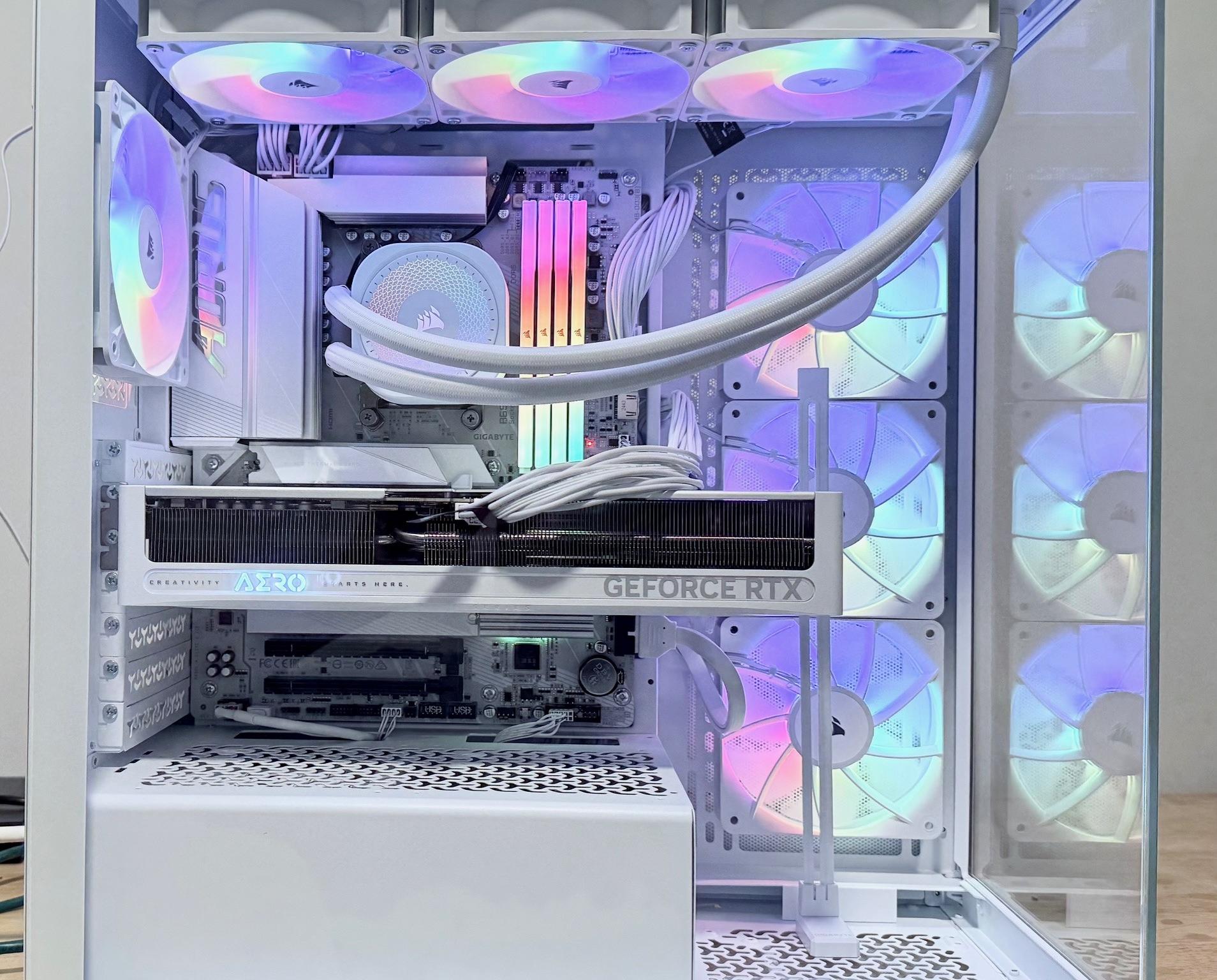 Gaming PC ICE RTX 5070 OC 12GB