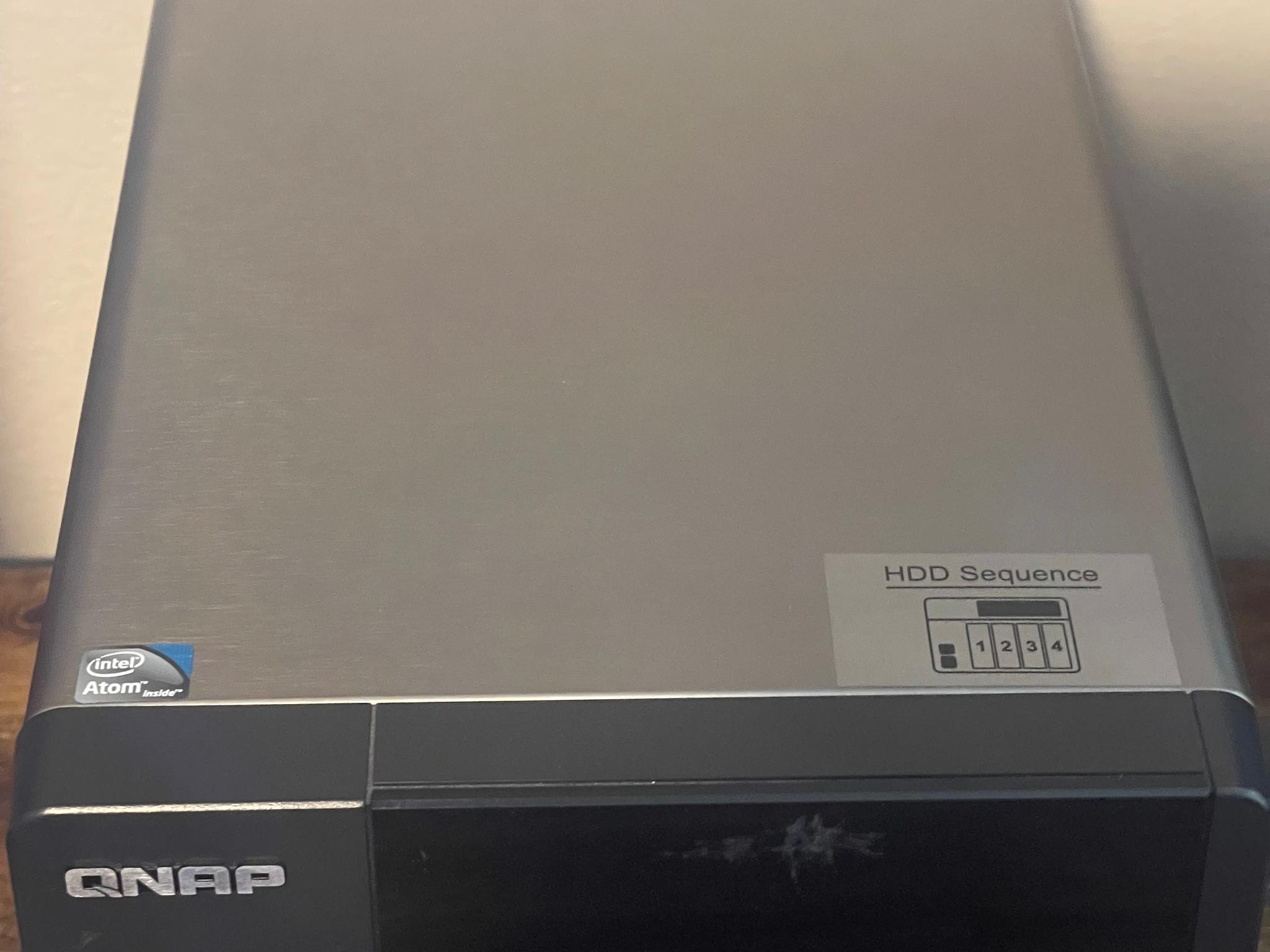 QNAP TS-469L 4TB 4x1TB NAS