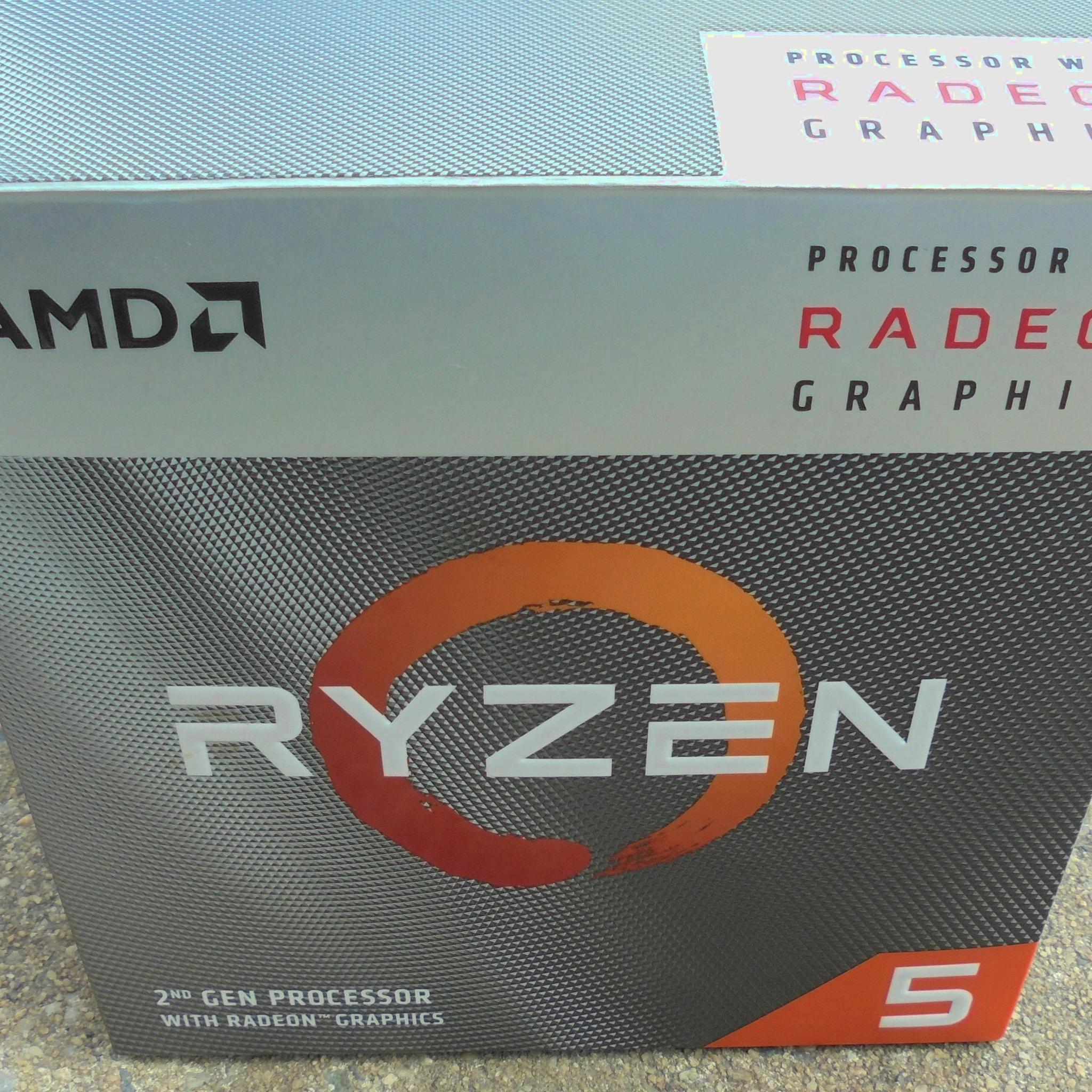 AMD Ryzen 5 3400G 4C/8T 3.7 GHz Processor with Radeon Vega 11 Graphics