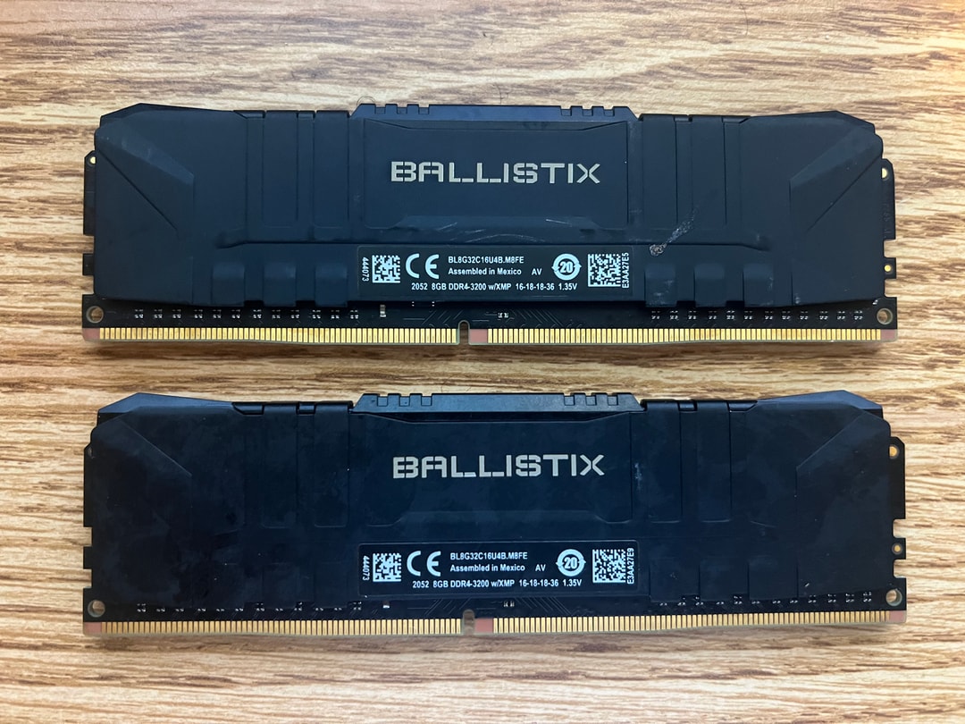 16GB (2x8GB) DDR4-3200MHz CL16 Crucial Ballistix RAM Memory | Jawa