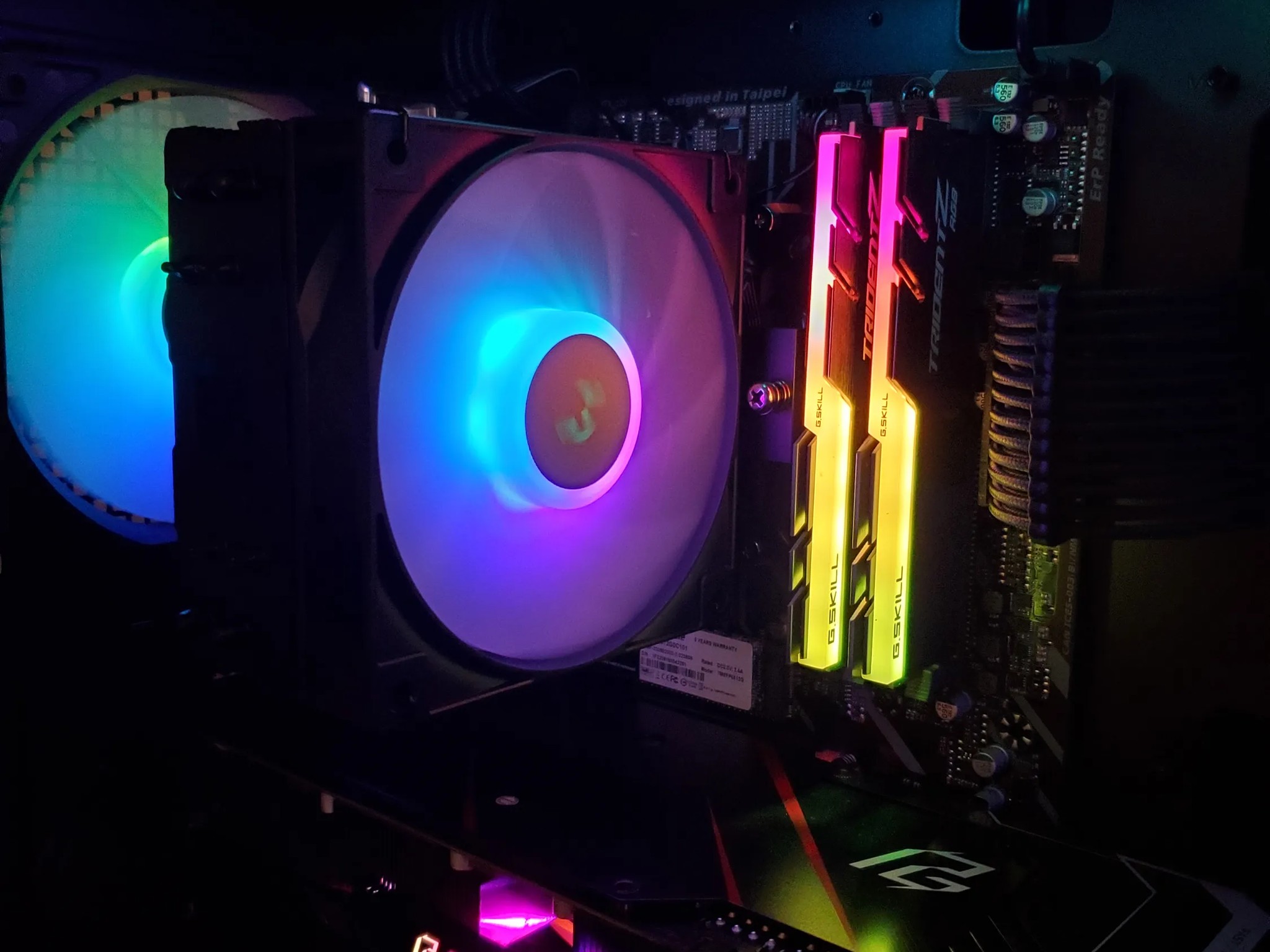 Ryzen 5 5500, AsRock Rx 5700 XT, Gaming PC