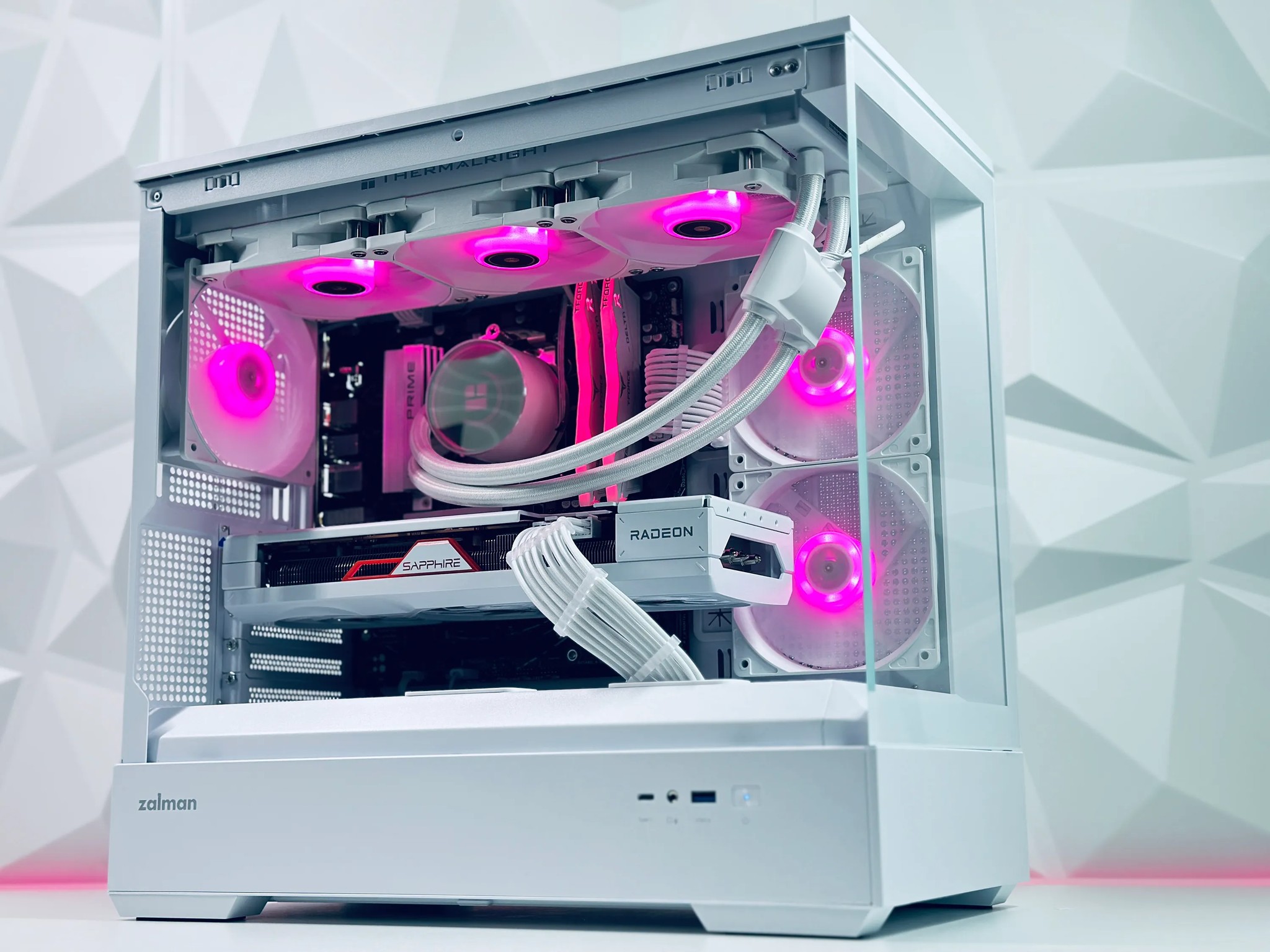 ✨🎁🎄🐻‍❄️ 🧊 Polar Bear  Gaming PC❄️AMD RX 7800 XT 16GB❄️AMD Ryzen 7 7700