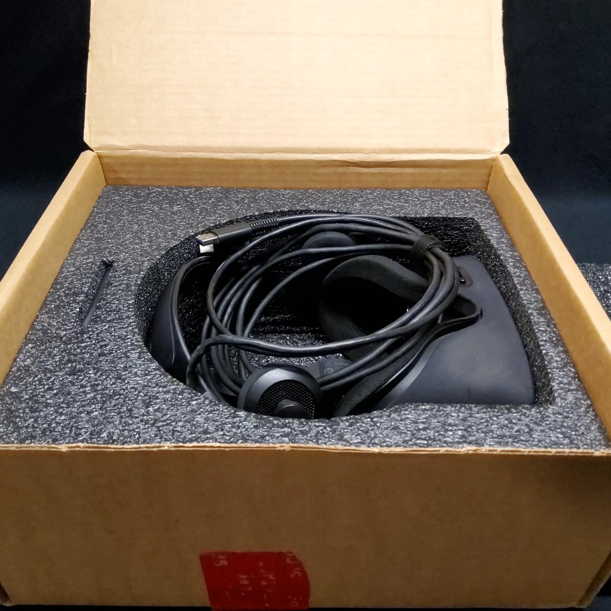 Oculus Rift Bundle 3 Sensor 2 Touch Controllers Extra Soft Mask