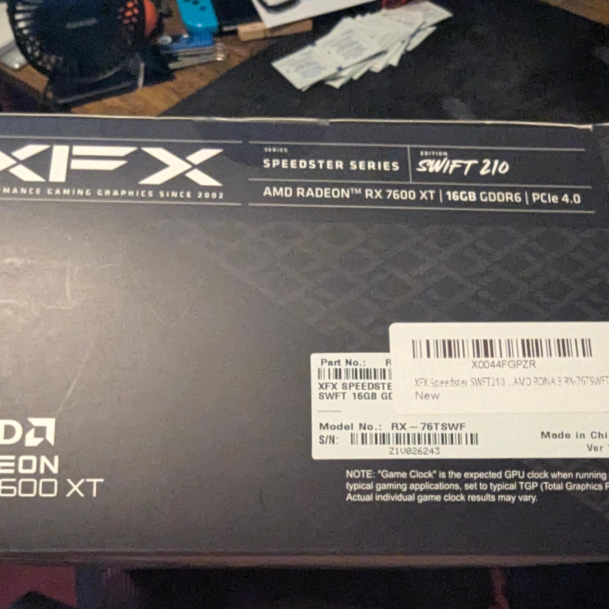 XFX Speedster SWFT 210 Radeon RX 7600 XT 16 GB GPU