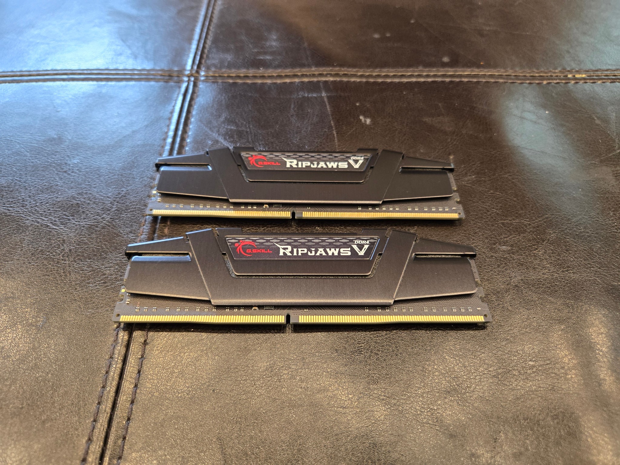 2x8GB DDR4-3200 C16 (G.Skill Ripjaws V) - Used