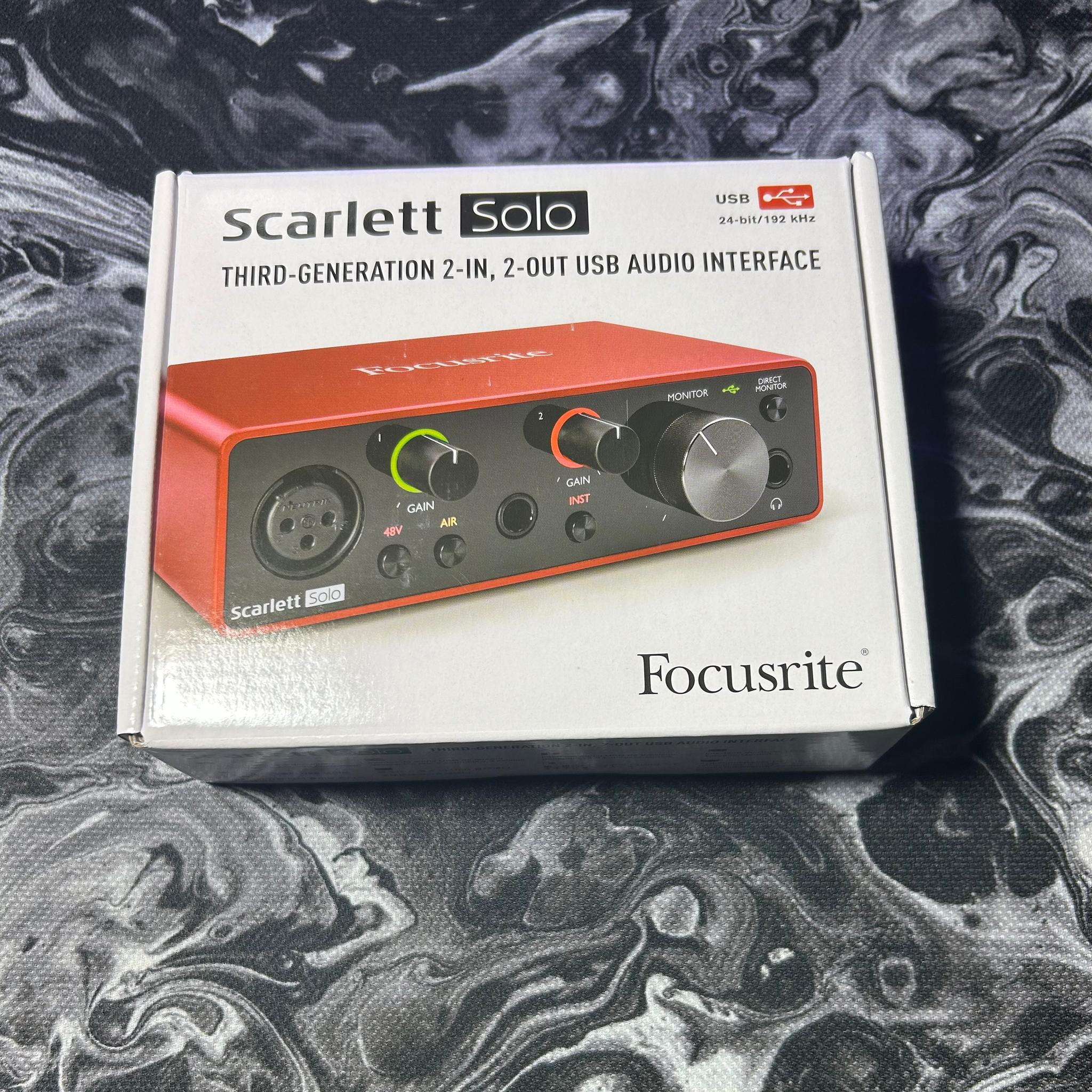 Focusrite Scarlett Solo 3rd Gen Usb-C Audio Interface w/ Mount - OPEN BOX ($115 VALUE)