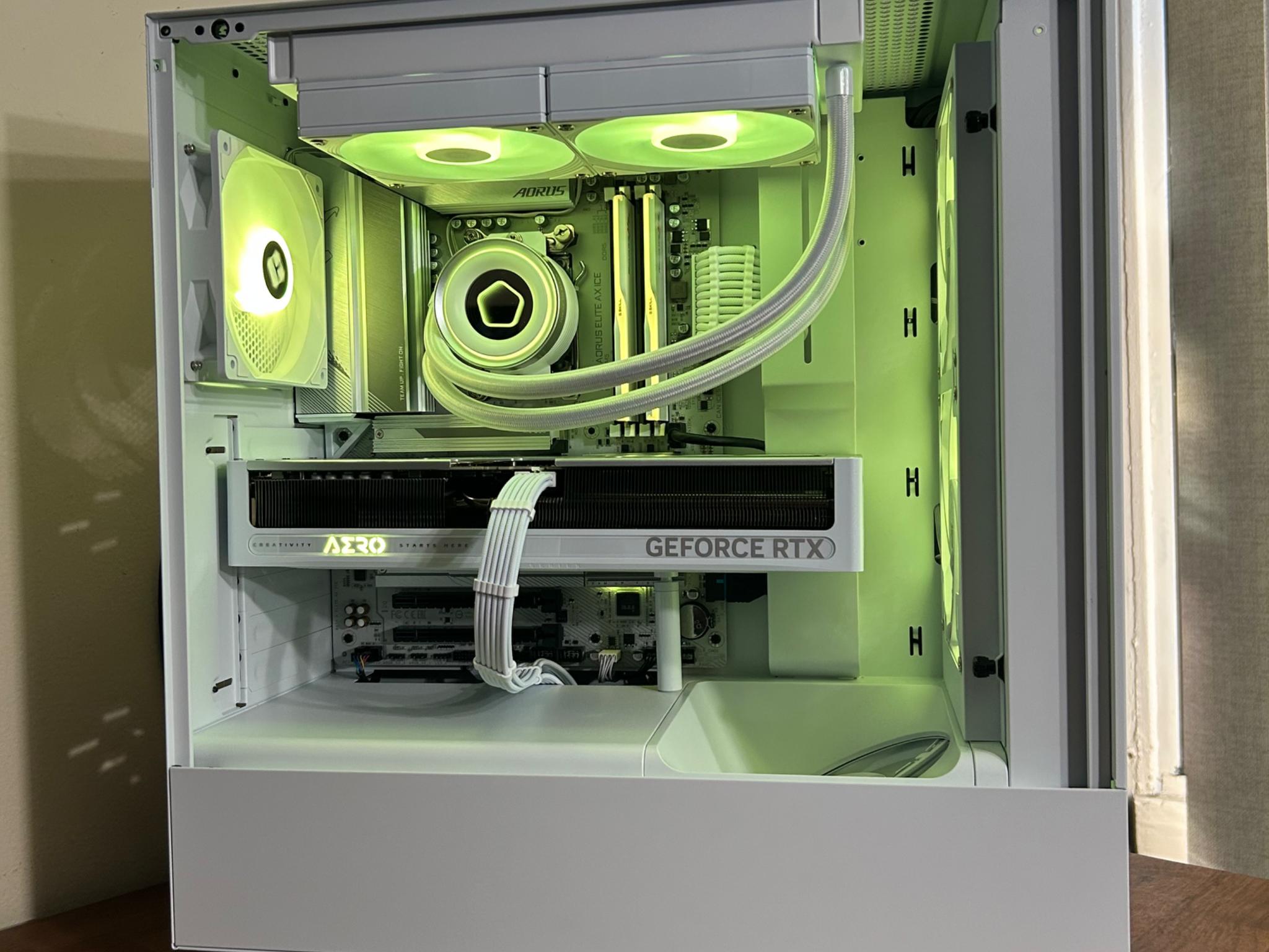 *FREE GAME* RTX 5070 12GB | Ryzen 7 7700X | 32GB DDR5 6000MT/s | 2TB NVMe | The Sentinel RTX