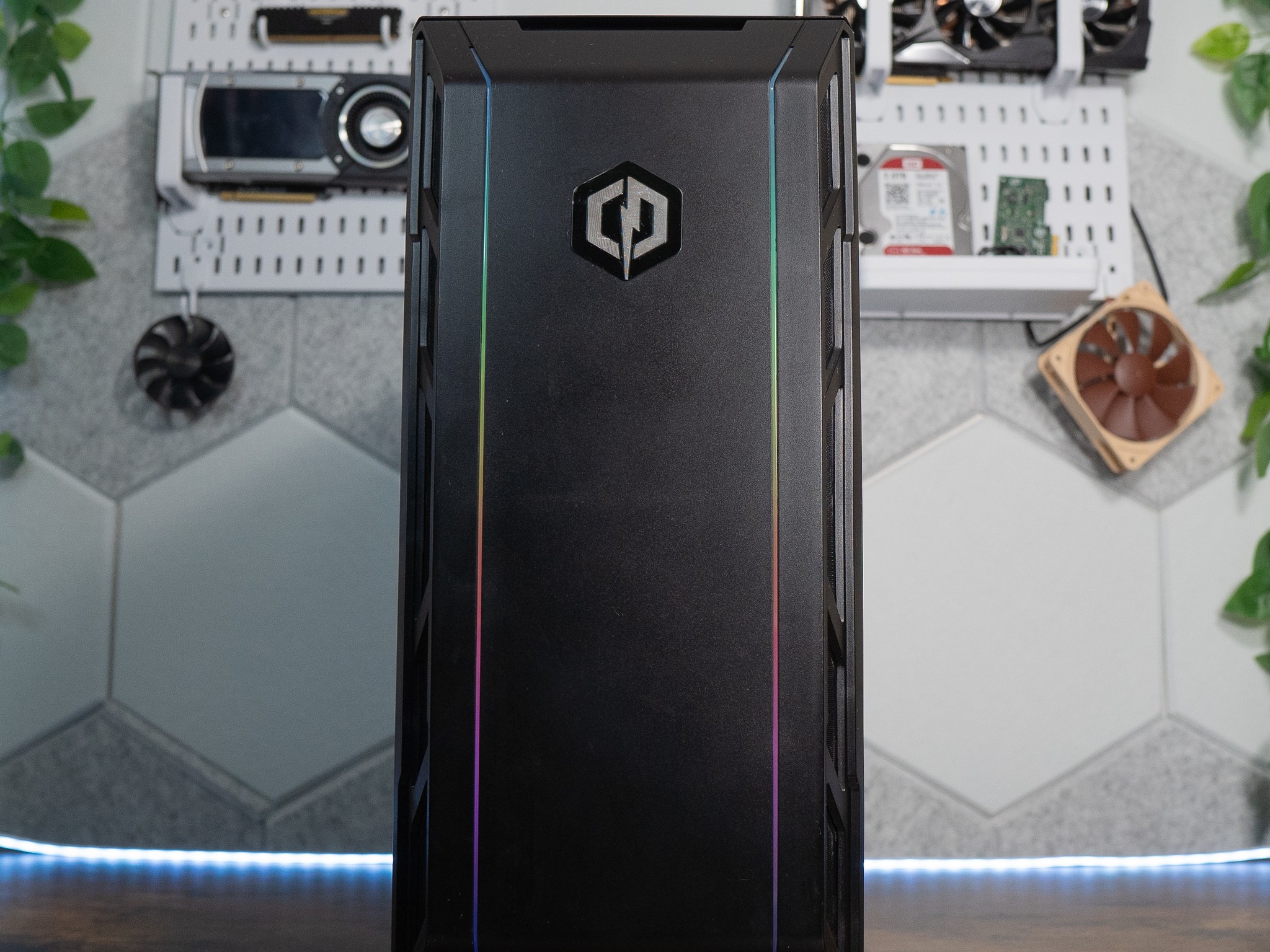 🍬🛸 | Gigabyte RTX 2080 SUPER 8GB | RYZEN 7 2700X | 32GB DDR4 RAM | 2.5TB | CyberPowerPC
