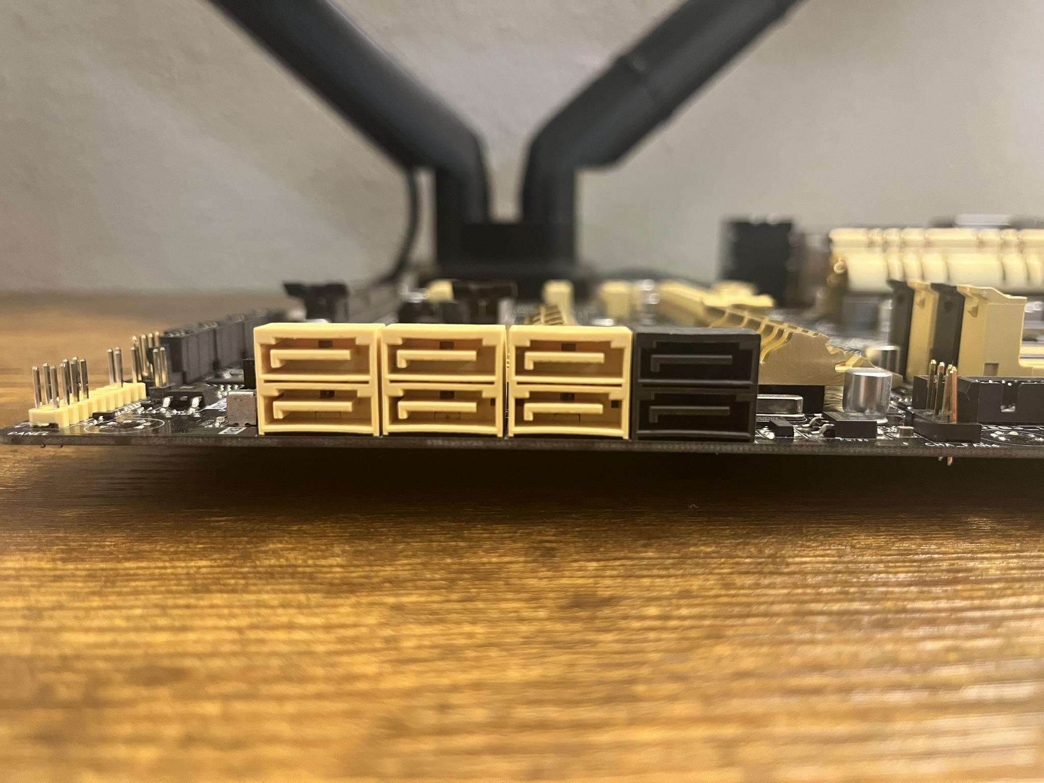 ASUS Z87 Pro (Intel LGA 1150) ATX motherboard