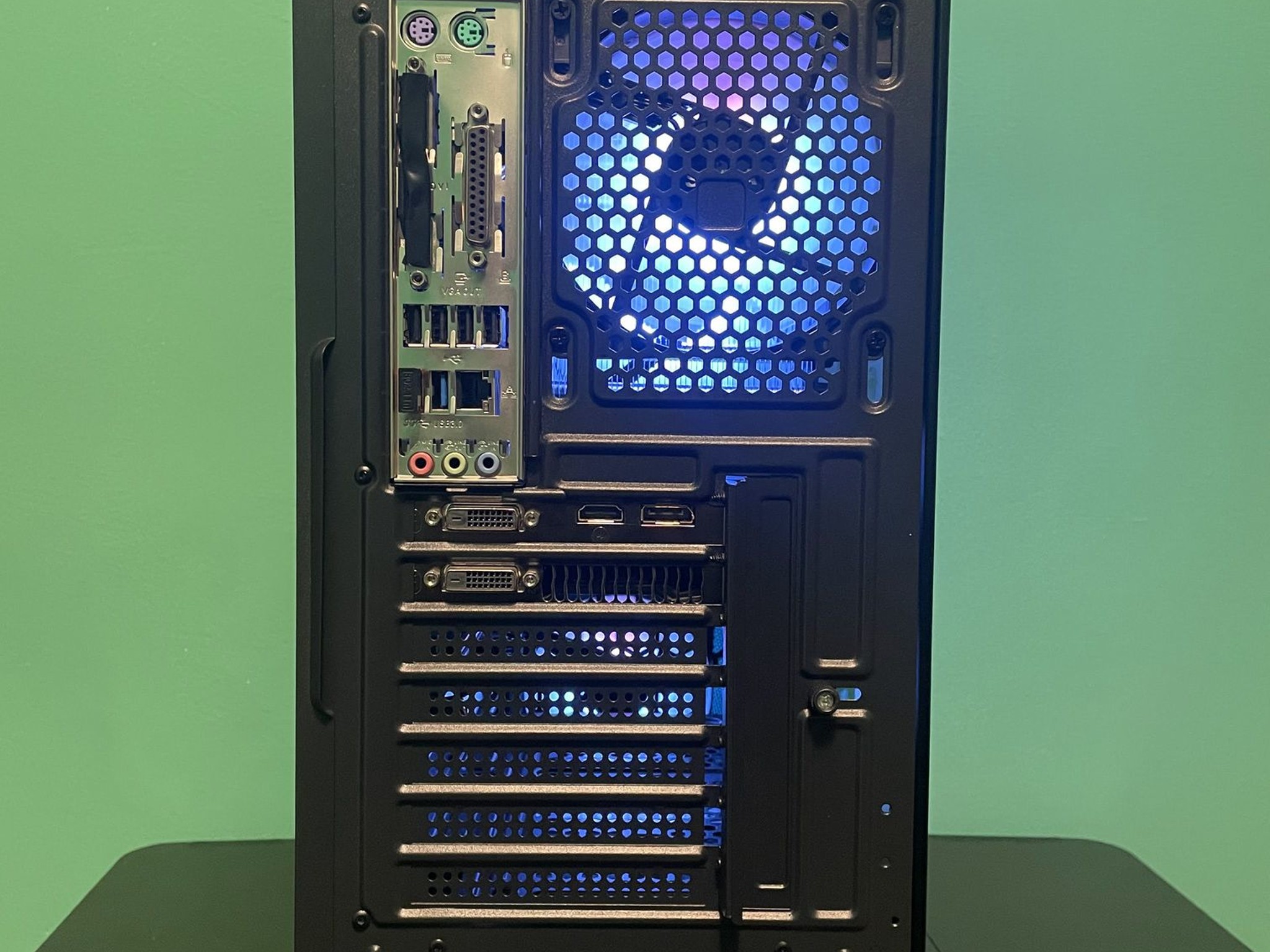 🔥130FPS GTA🔥Black Gaming PC | Intel i7 / AMD RX580 / 8GB / 1.1TB Win 11 Pro + Wi-Fi