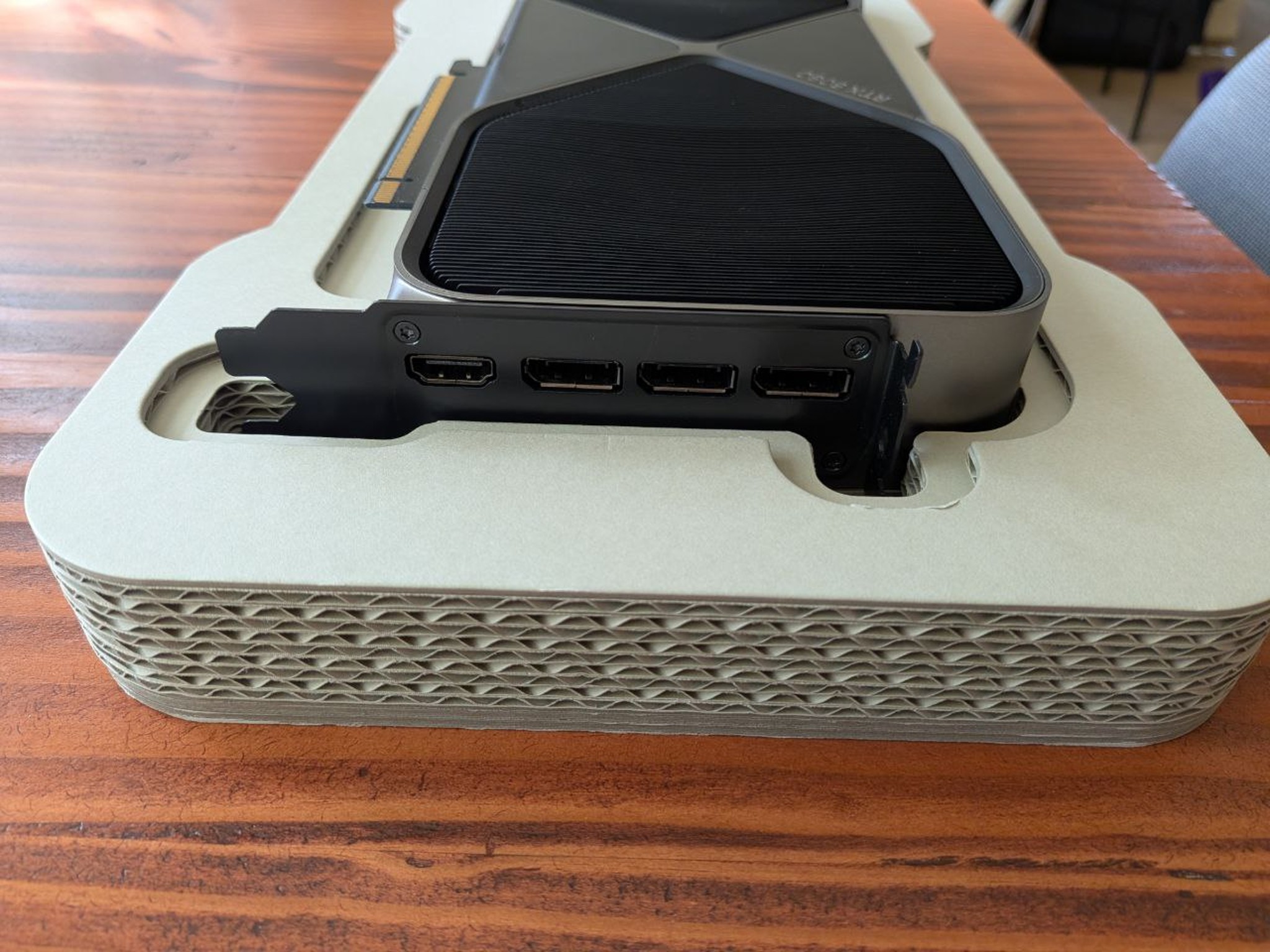 NVIDIA GeForce RTX 5080 Founders Edition