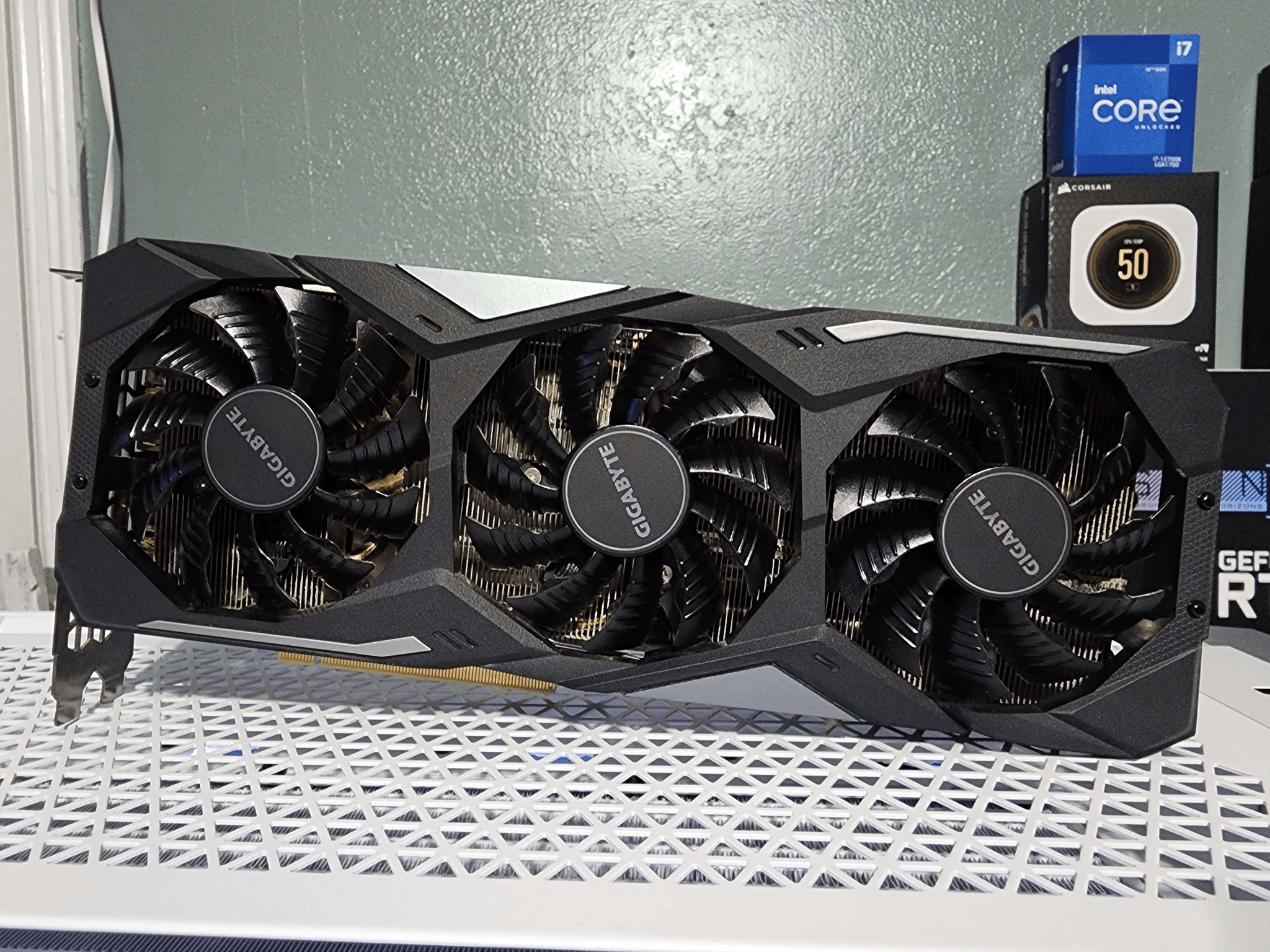 GIGABYTE GeForce RTX 2070 Super WINDFORCE 3X OC 8GB Graphic Card