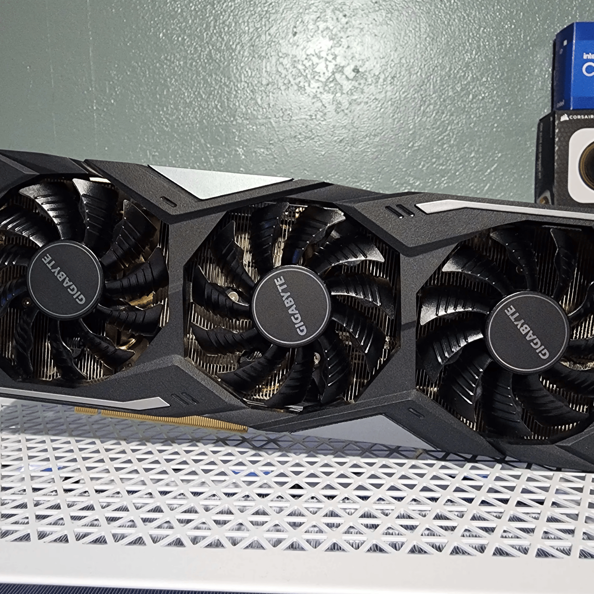 GIGABYTE GeForce RTX 2070 Super WINDFORCE 3X OC 8GB Graphic Card