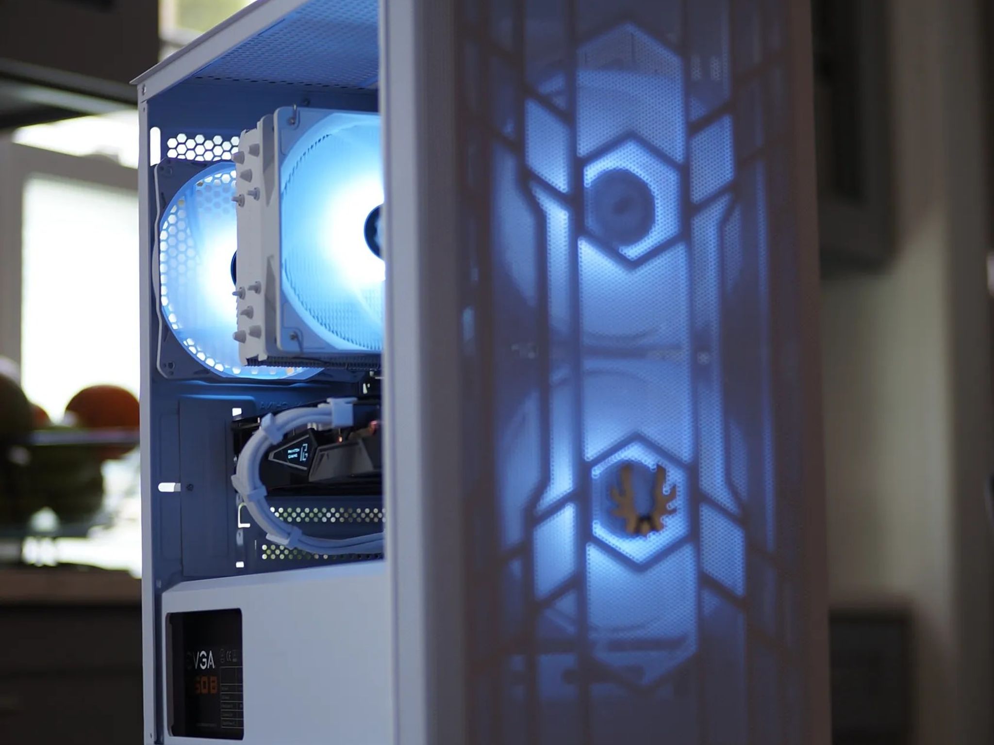 Ryzen 5 2600, RX 5500XT White Gaming/Streaming PC
