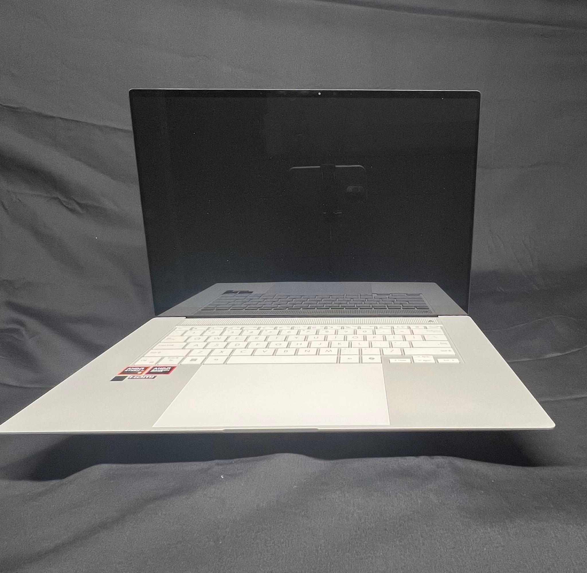 ASUS Zenbook S 16 3K OLED (UM5606WA‑S16.R3651TB) – Brand New