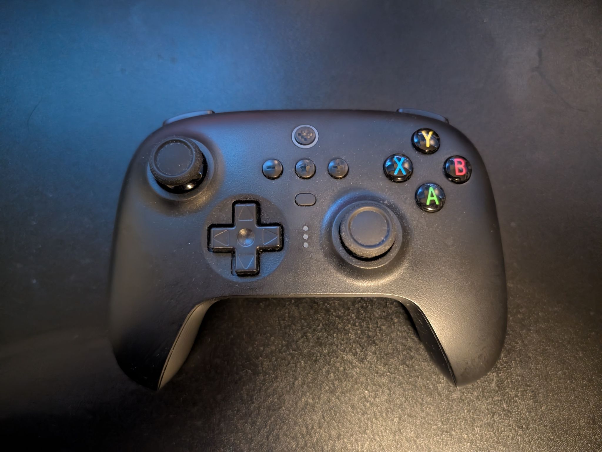 8BitDo Ultimate 2.4G Controller with Dock