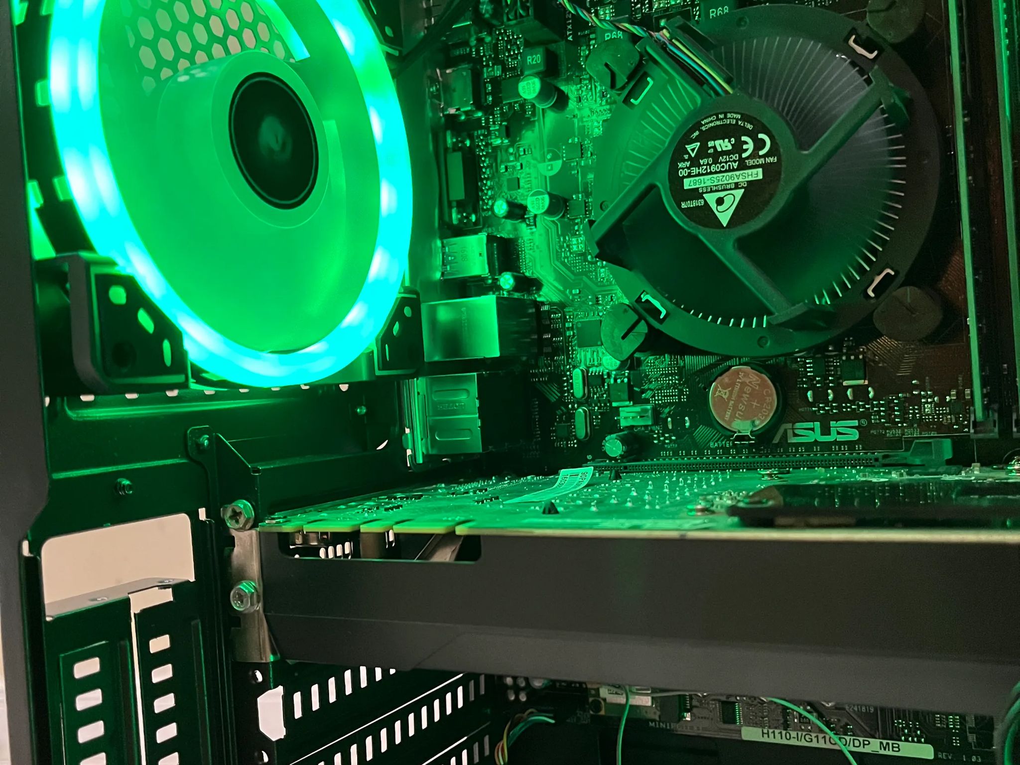 🟢🔵Budget Gaming PC– RGB Case w/ Remote- Intel i7-6700, GTX 970, Wi-Fi, 1.6 TB Storage & 12GB RAM 🔥🖥️